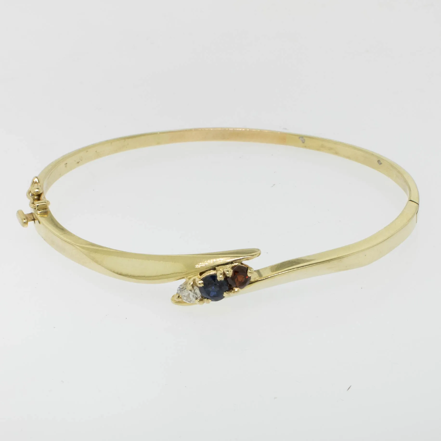 14K Yellow Gold 7.5" Bangle Bracelet w Garnet, Sapphire and Diamond (Preowned)