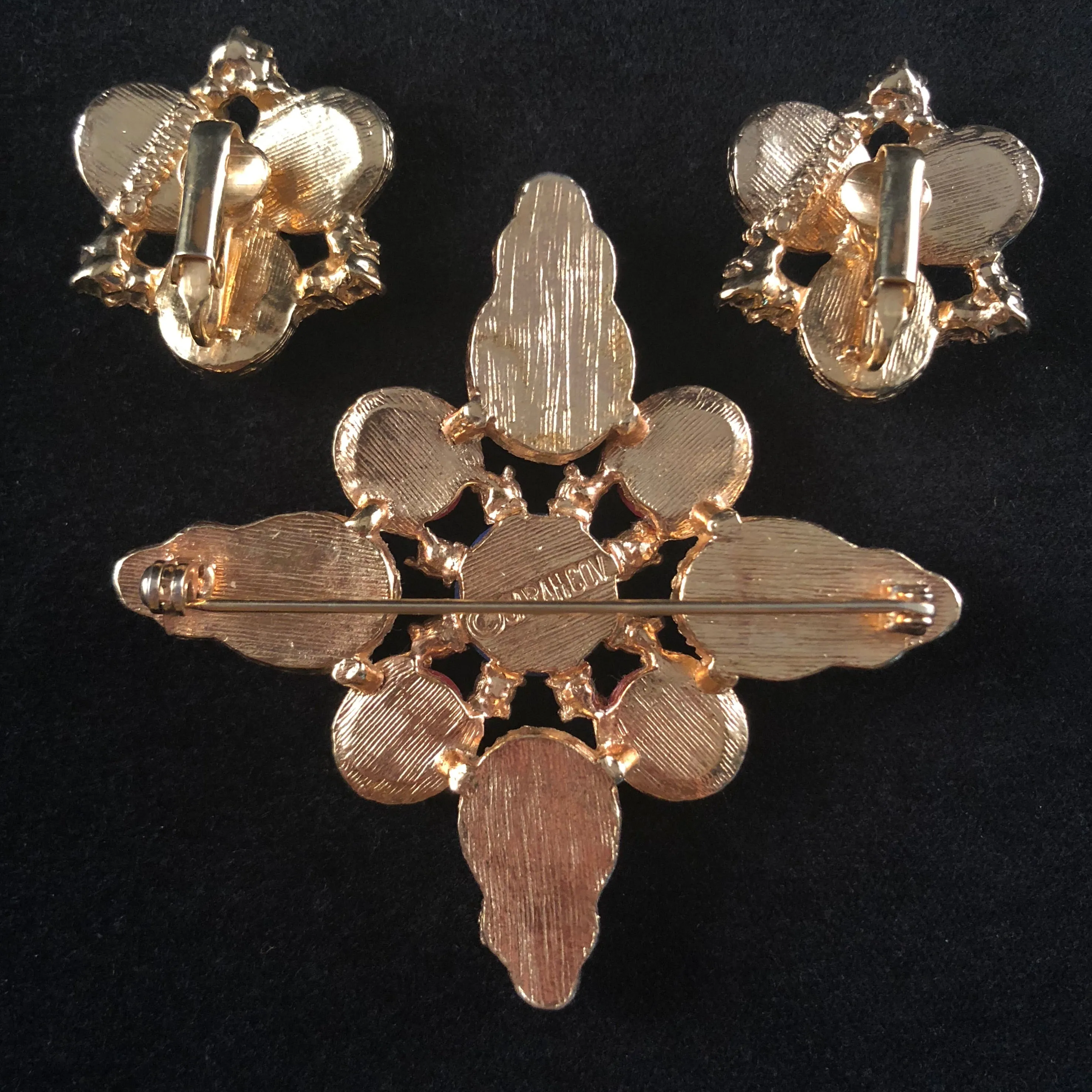 1972 Sarah Coventry Americana Brooch & Earrings