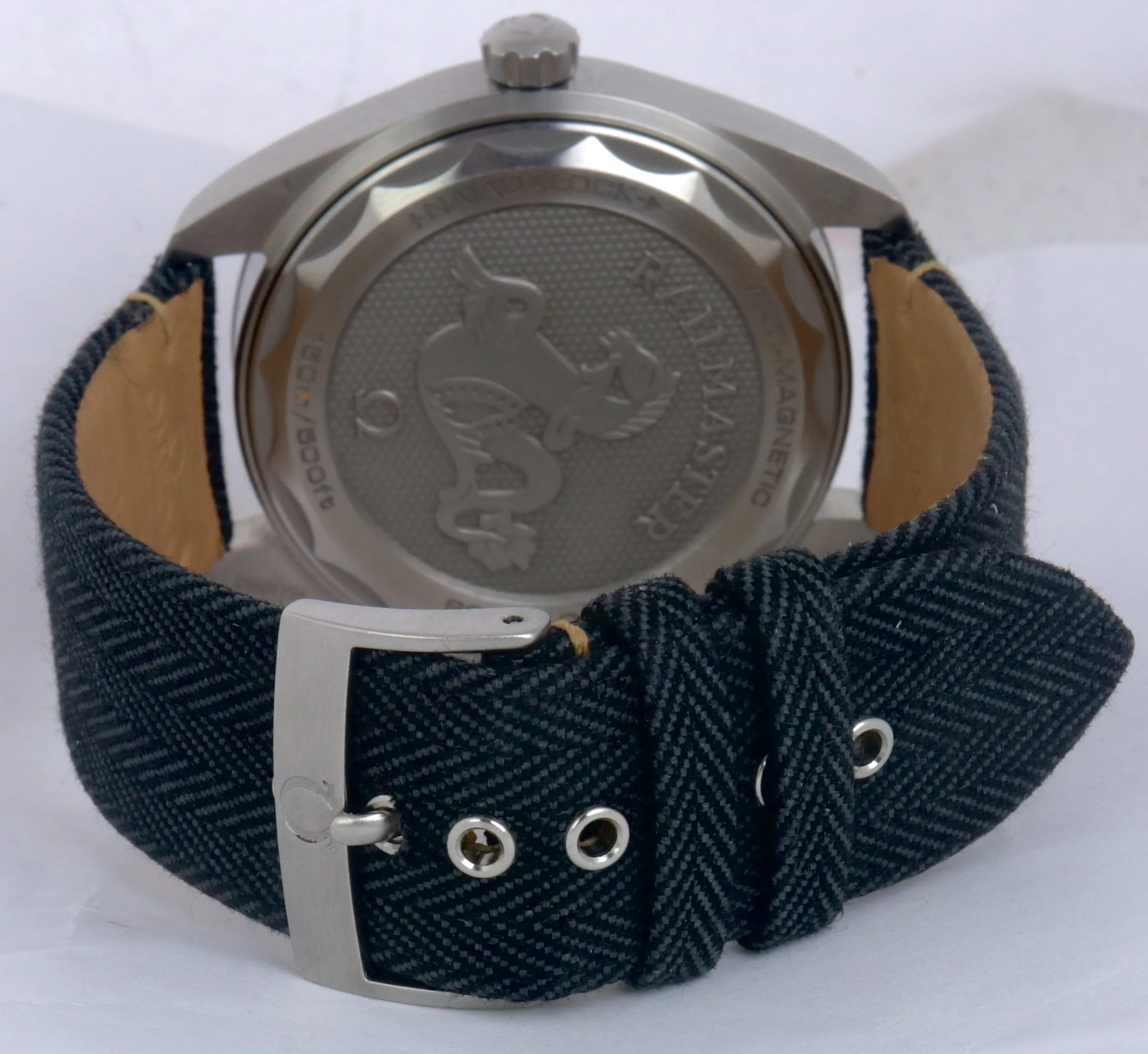 2018 Omega Railmaster Stainless 40mm Automatic Black Watch 220.12.40.20.01.001
