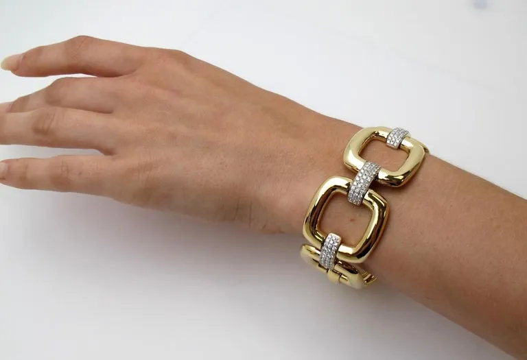 3.01 Carat Total, Diamond and Yellow Gold Link Bracelet