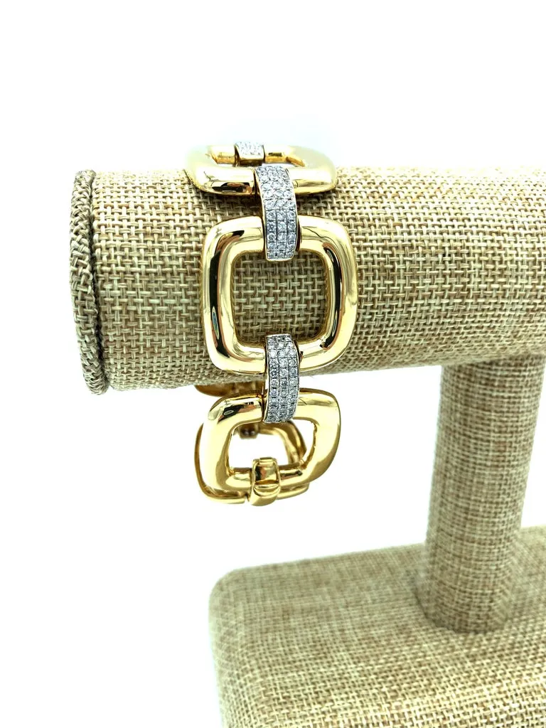 3.01 Carat Total, Diamond and Yellow Gold Link Bracelet