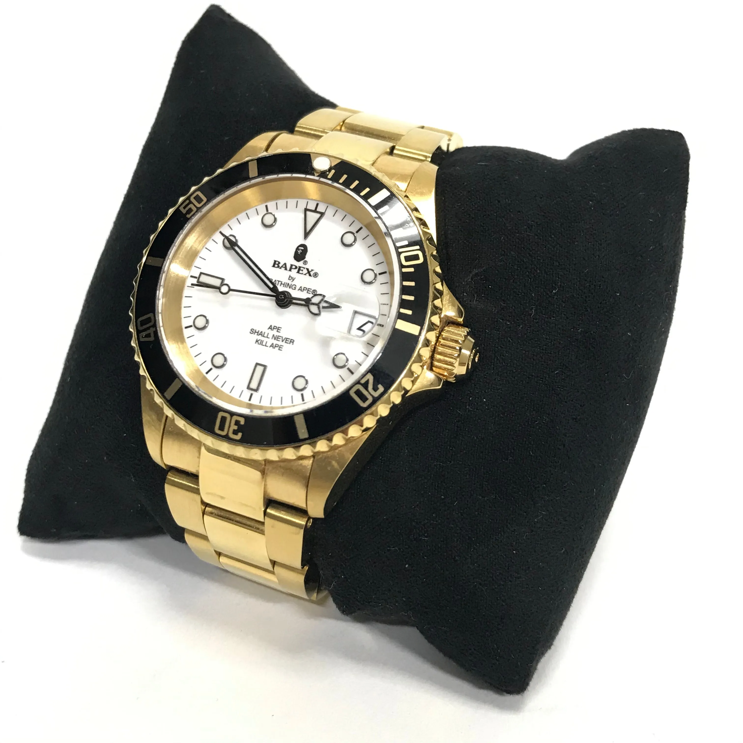 A Bathing Ape Bape Type 1 Bapex Watch Gold