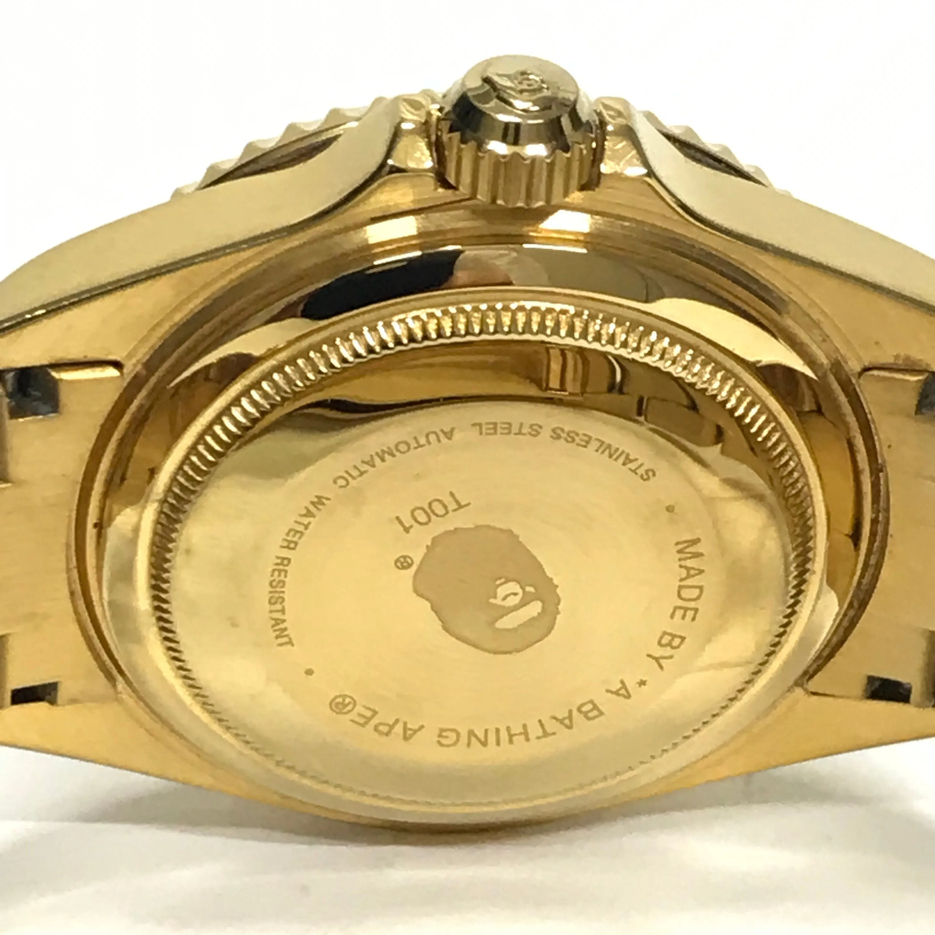 A Bathing Ape Bape Type 1 Bapex Watch Gold