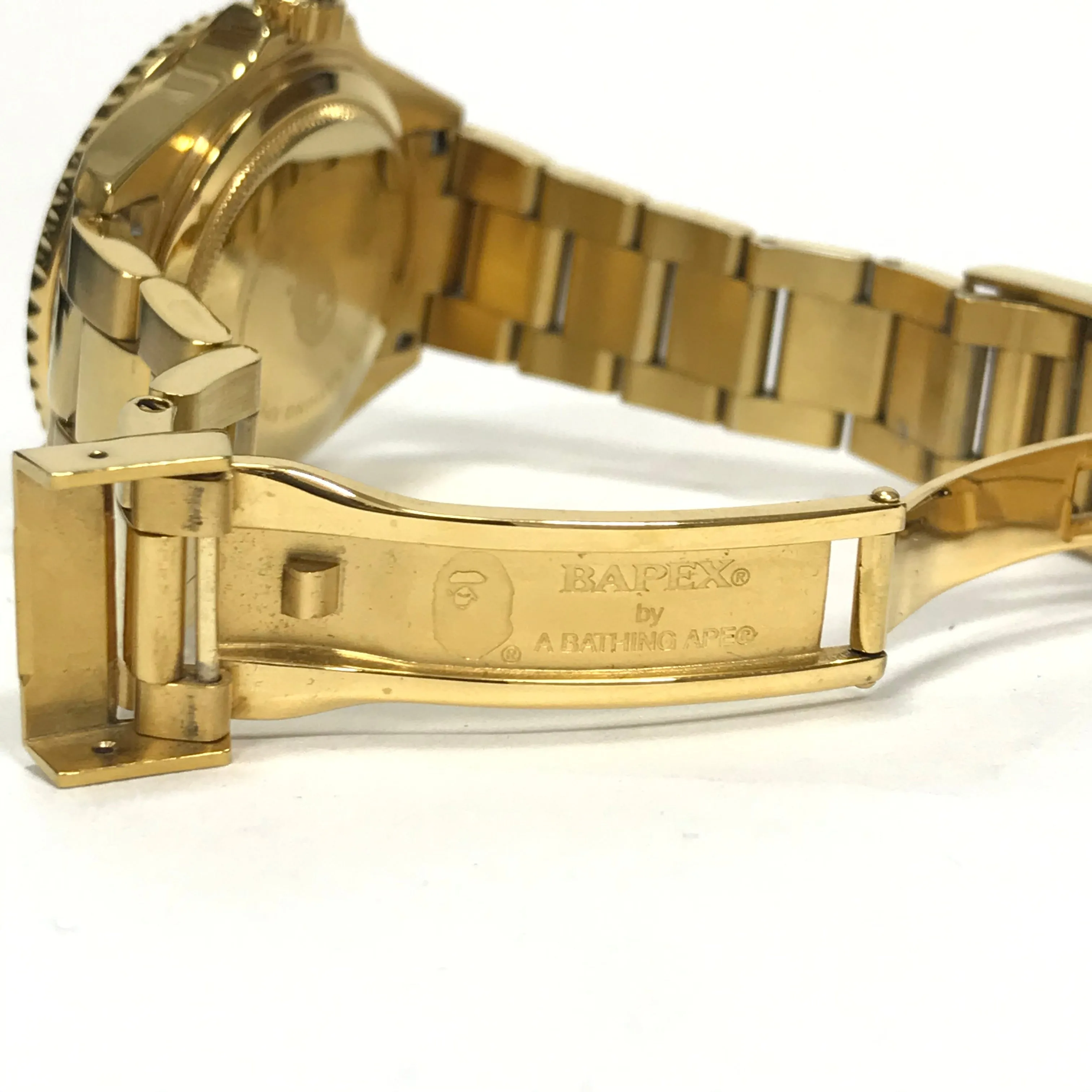 A Bathing Ape Bape Type 1 Bapex Watch Gold