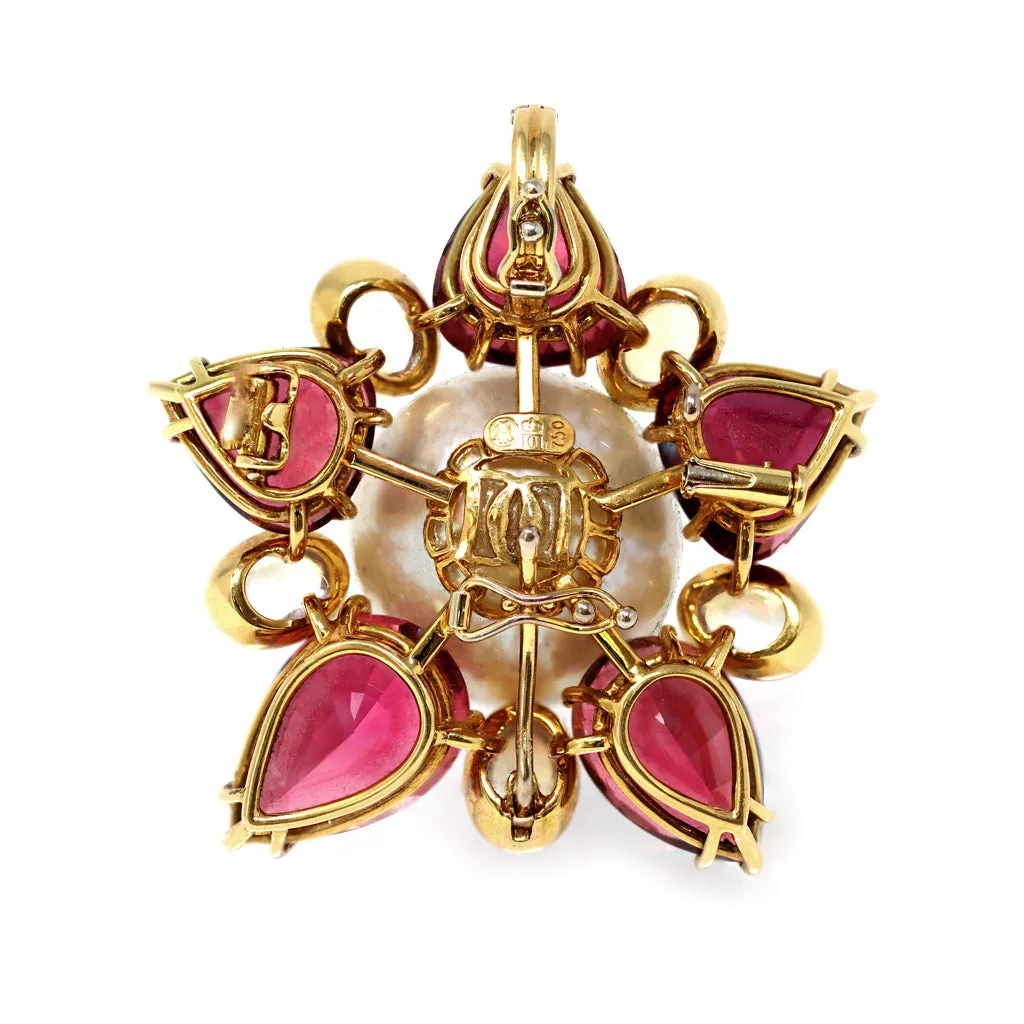 A Rare 20.7 mm South Sea Pearl Brooch/Pendant by Prince Dimitri