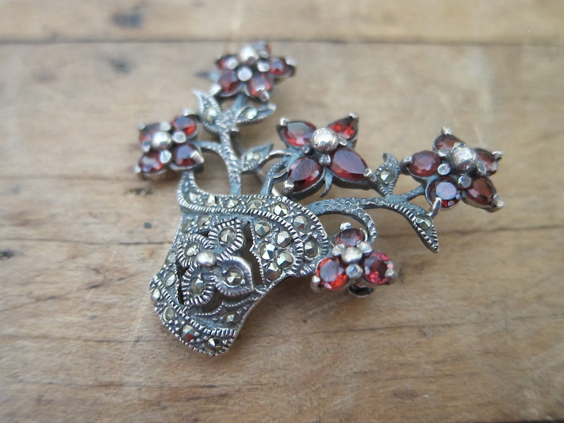 Antique Sterling Silver 925 Garnet Flower Brooch