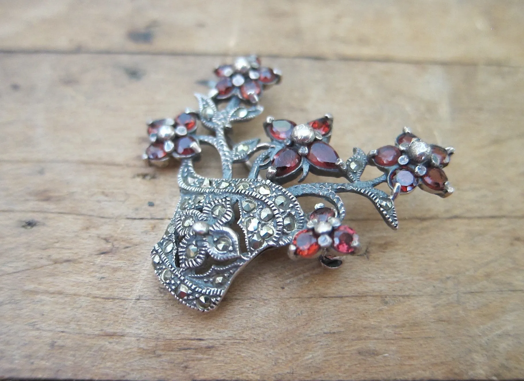 Antique Sterling Silver 925 Garnet Flower Brooch