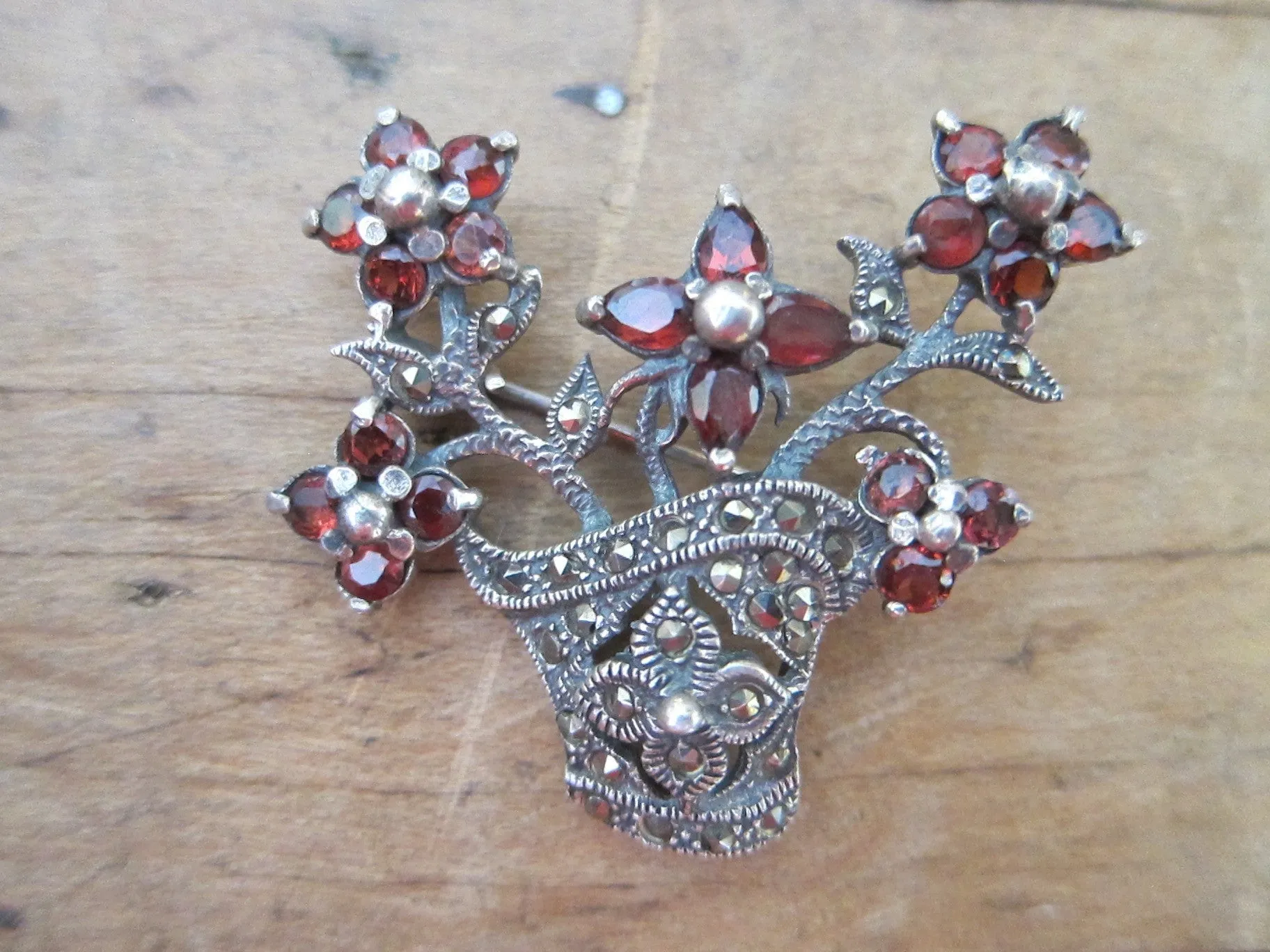 Antique Sterling Silver 925 Garnet Flower Brooch
