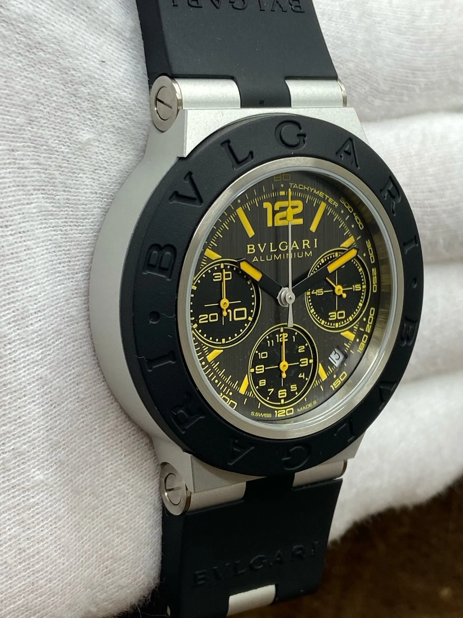 Bulgari Aluminum Chronograph 103893 Vision Gran Turismo LE BB41ATCH Black & Yellow Dial Automatic Men's Watch