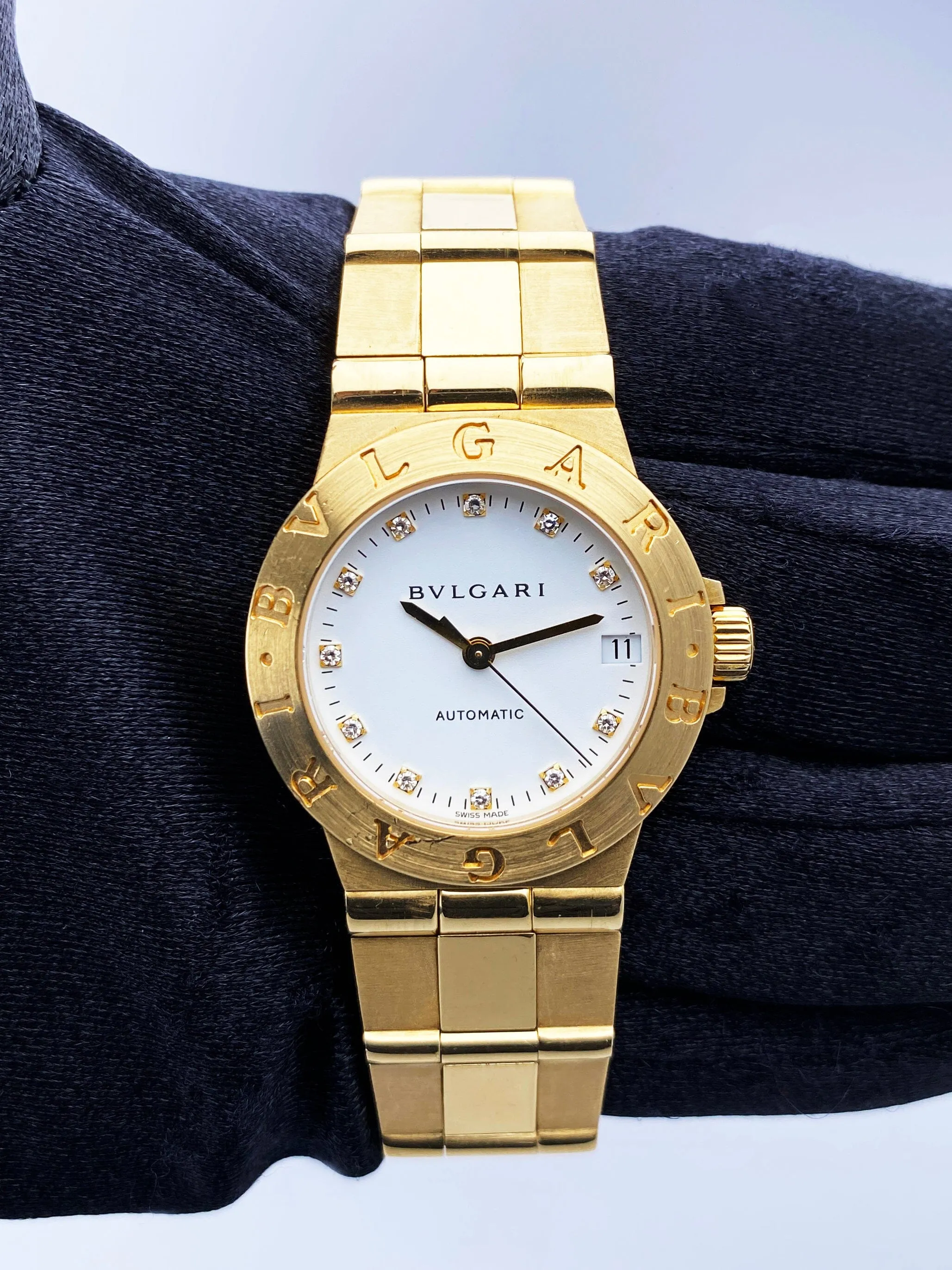Bvlgari Diagono LCV 29 G Midsize 18K Yellow Gold Ladies Watch