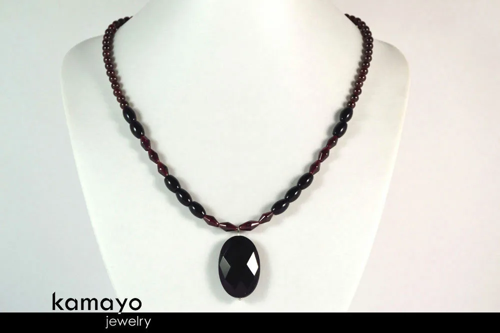 CAPRICORN JEWELRY SET - Princess Necklace and Bracelet with Black Onyx Pendants and Red Garnet Beads