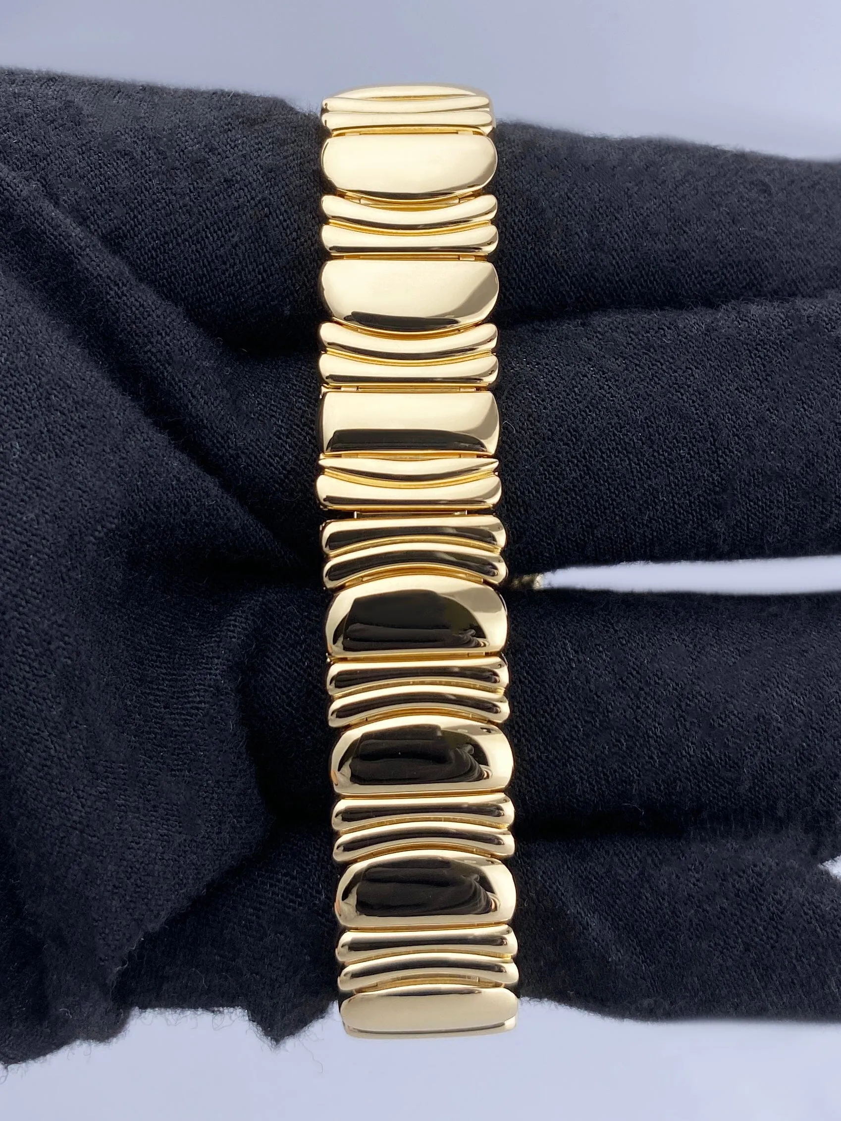Cartier Baignoire 2678 18k Yellow Gold Ladies Watch