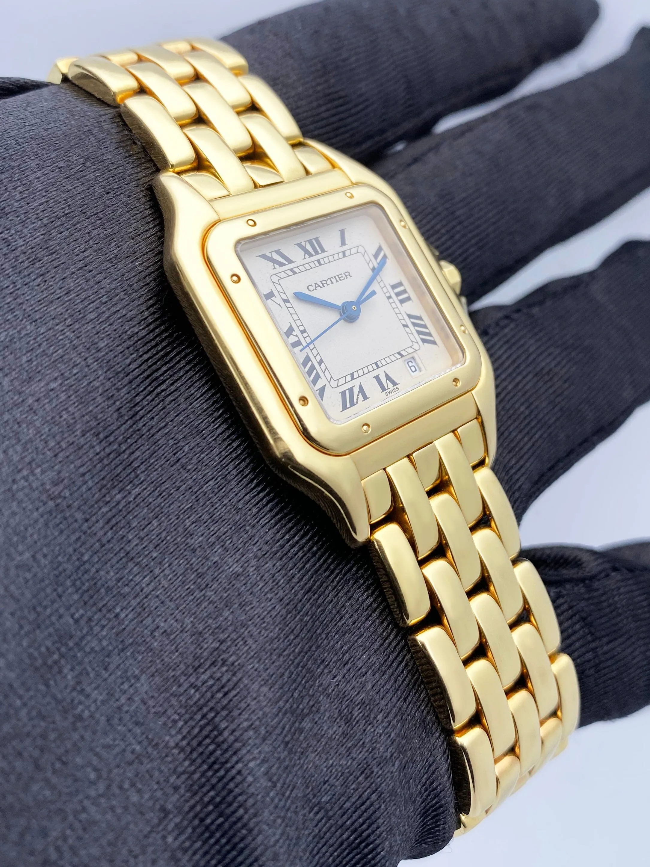 Cartier Panthere 8839 18k Yellow Gold Midsize Ladies Watch