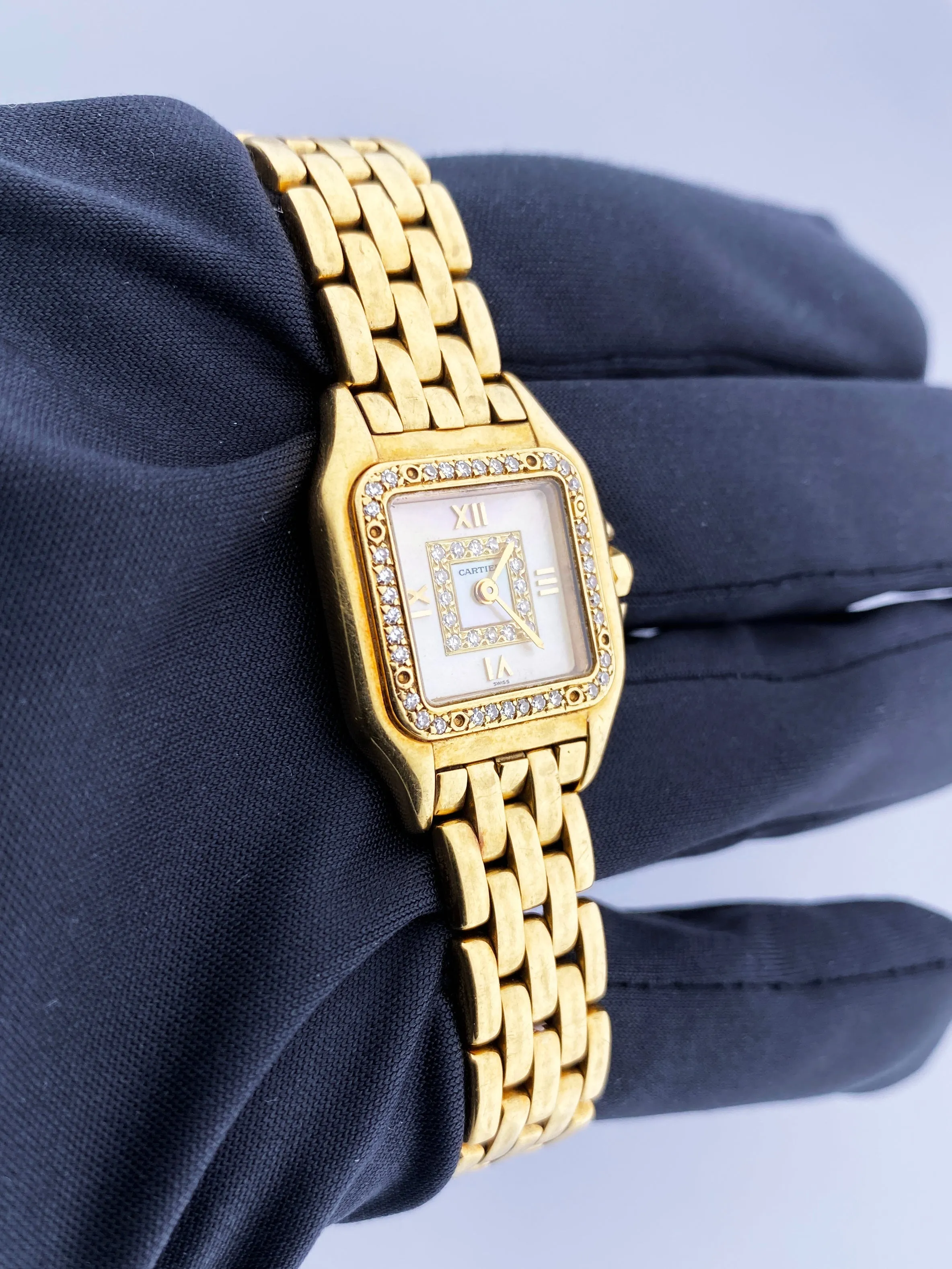 Cartier Panthere Mother of Pearl 18k Yellow Gold & Diamonds Ladies watch.