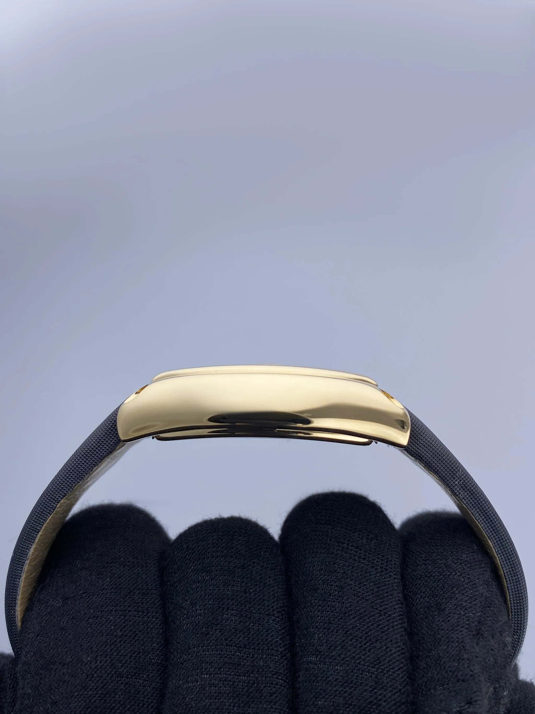 Cartier Roadster W62018Y5 Sliver Dial Yellow Gold Ladies Watch