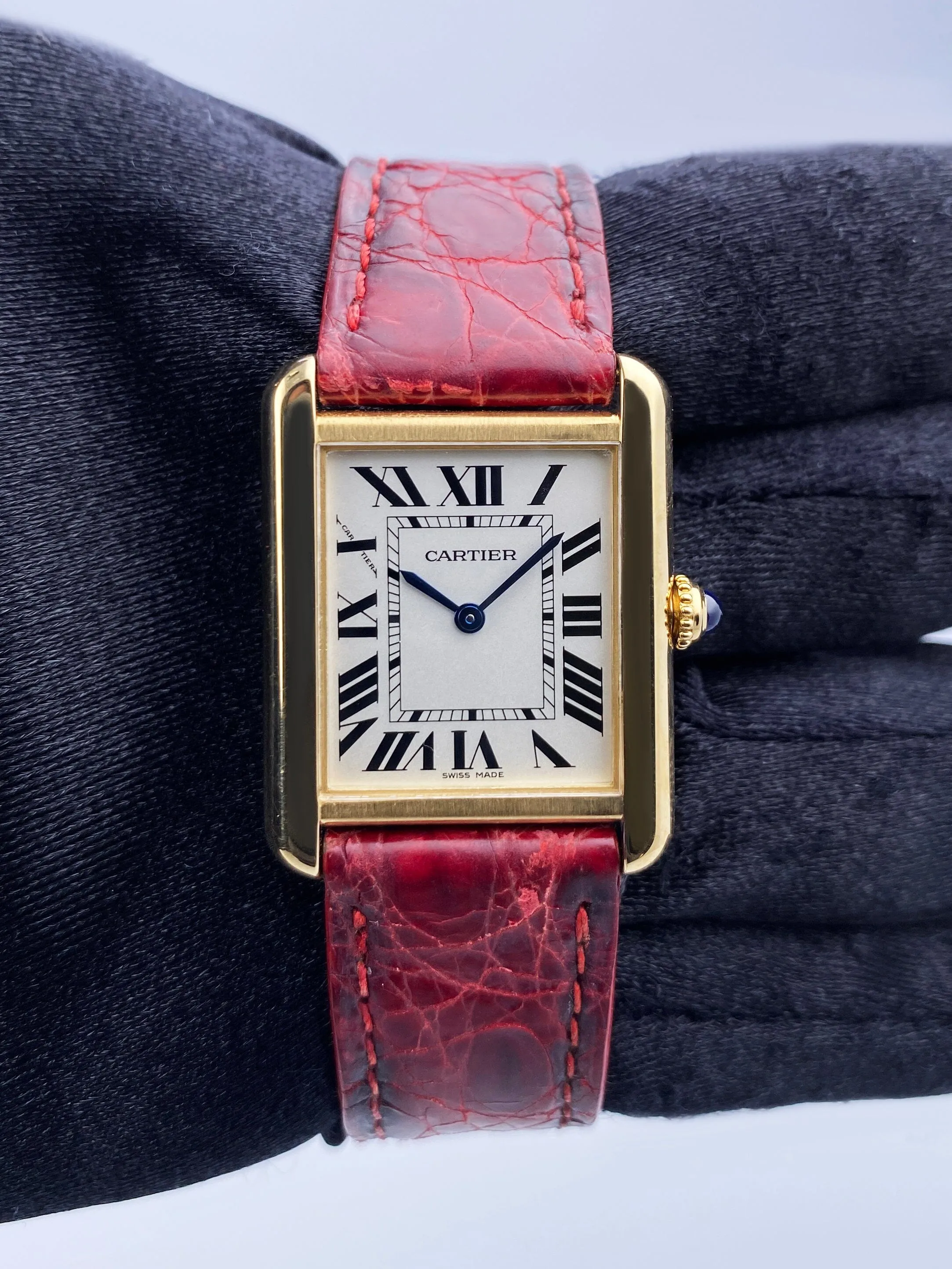 Cartier Tank Solo W1018755 18K Yellow Gold Ladies Watch