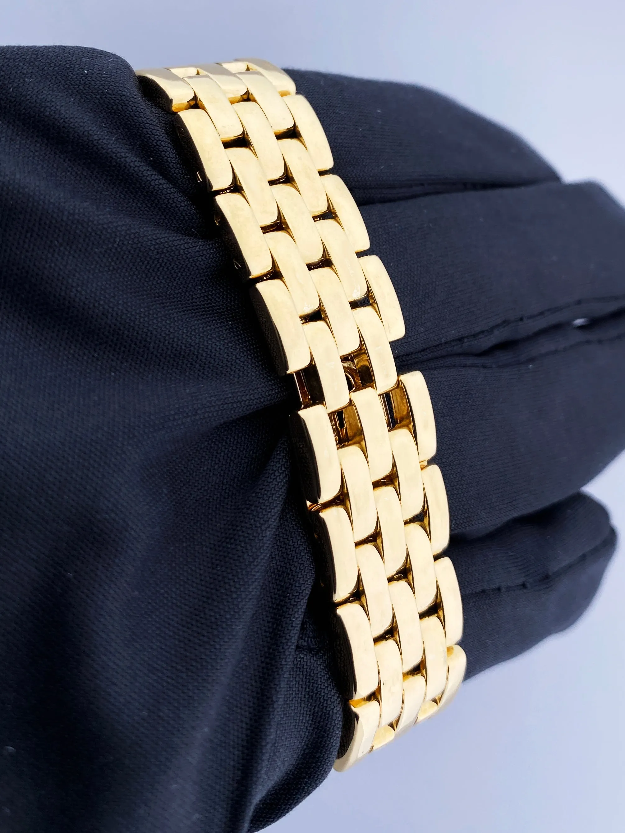 Cartier Vendome 18K Yellow Gold Ladies Watch