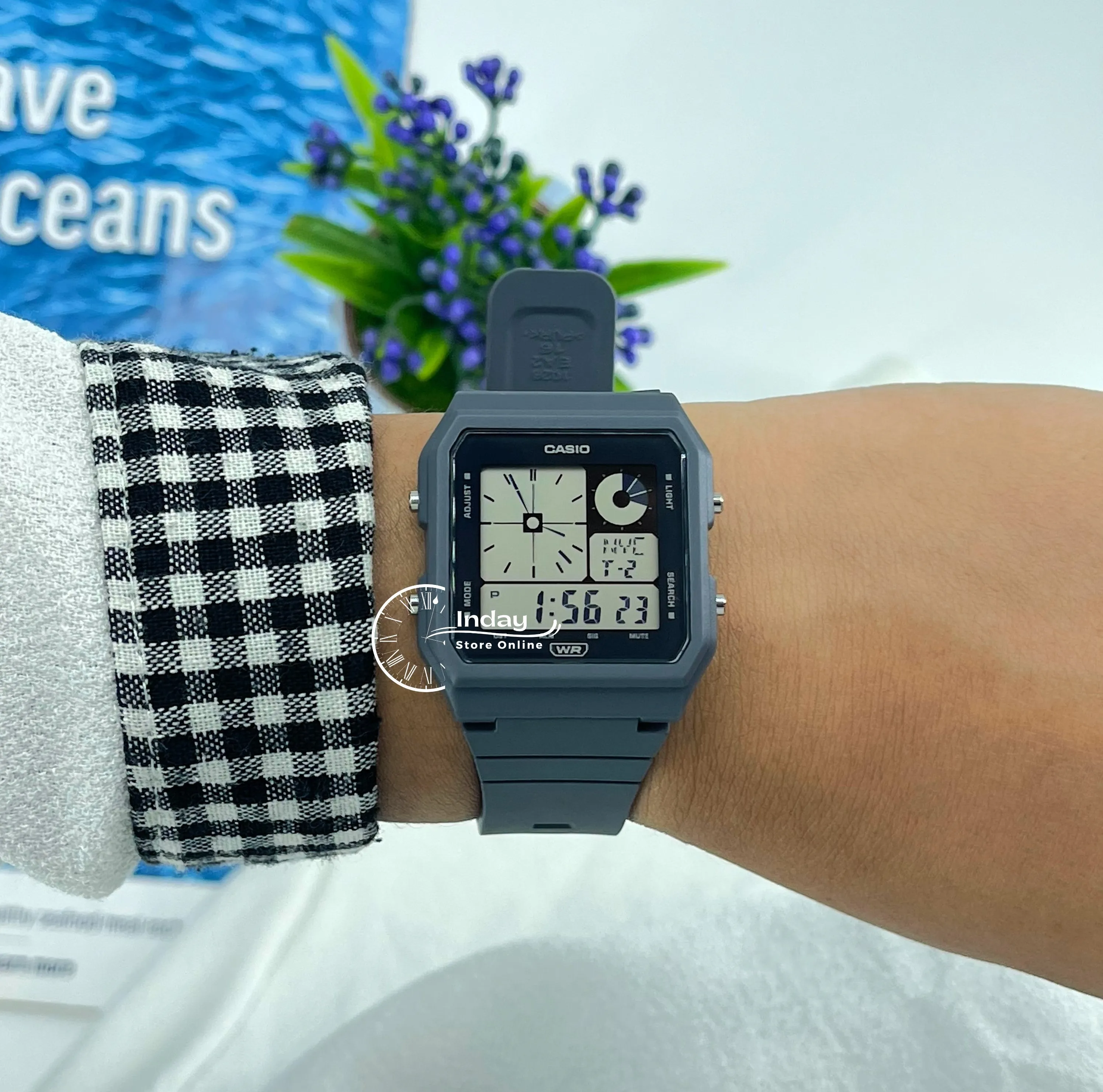 Casio Digital Unisex Watch LF-20W-8A2 Digital Resin Band Resin Glass