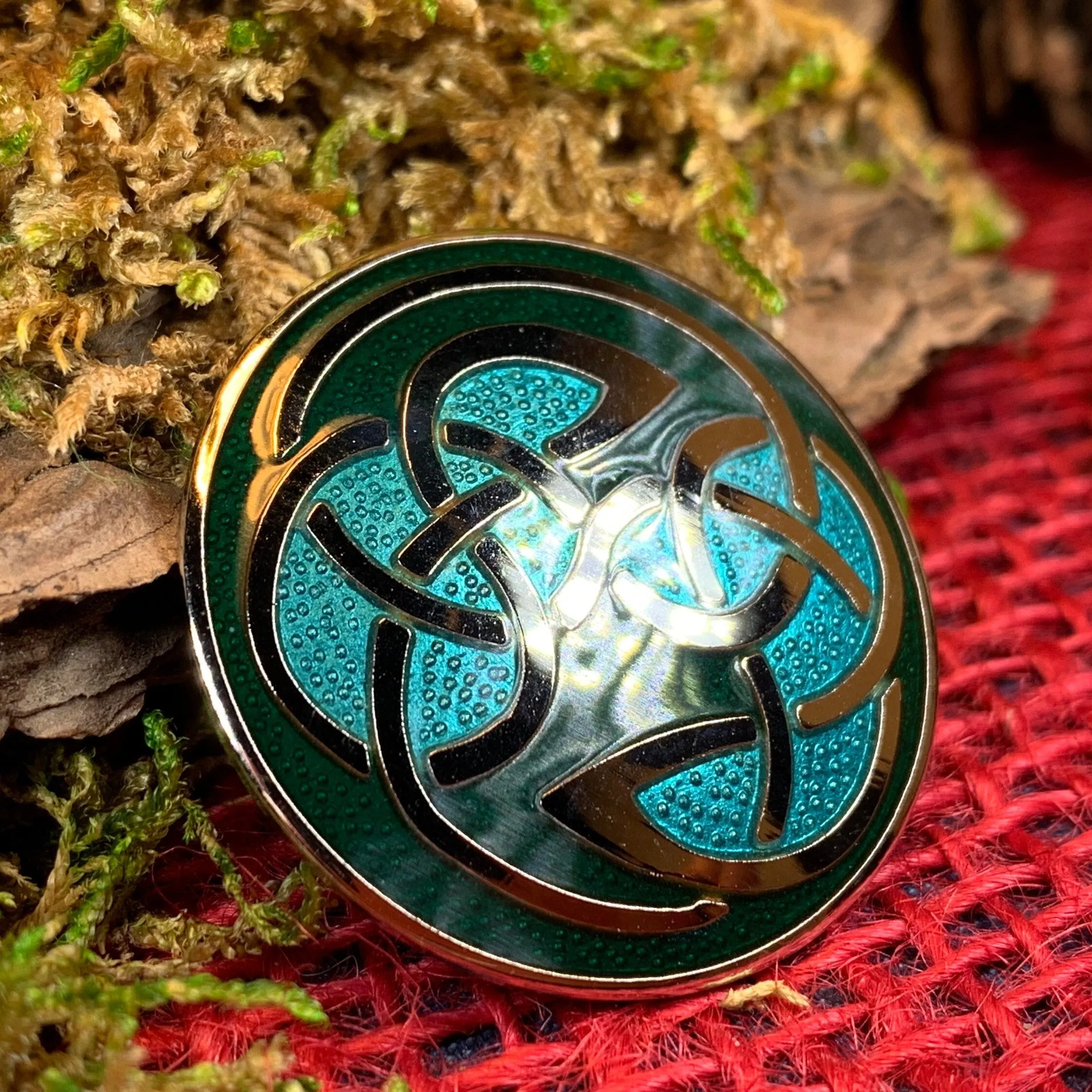 Celtic Winds Celtic Knot Brooch