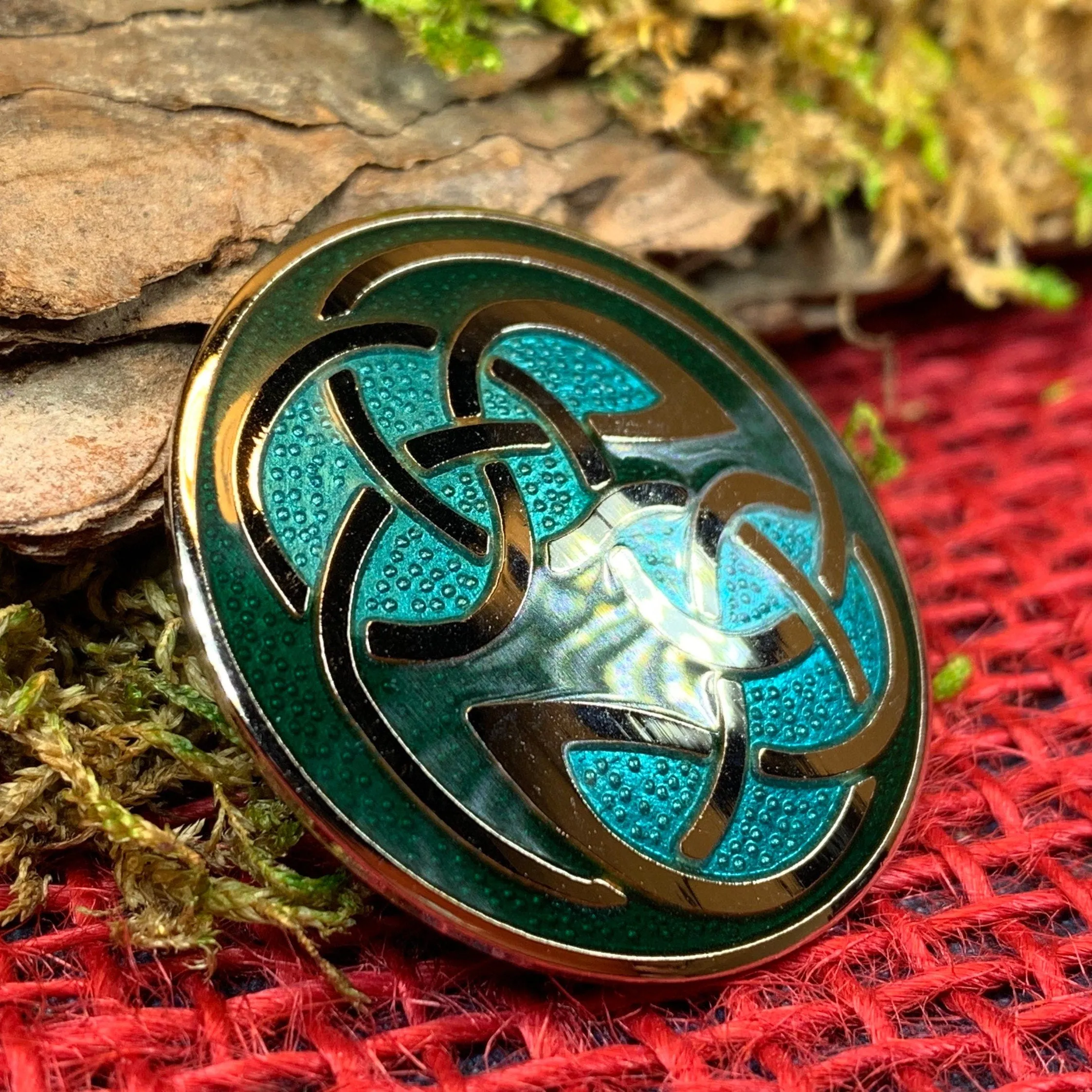 Celtic Winds Celtic Knot Brooch