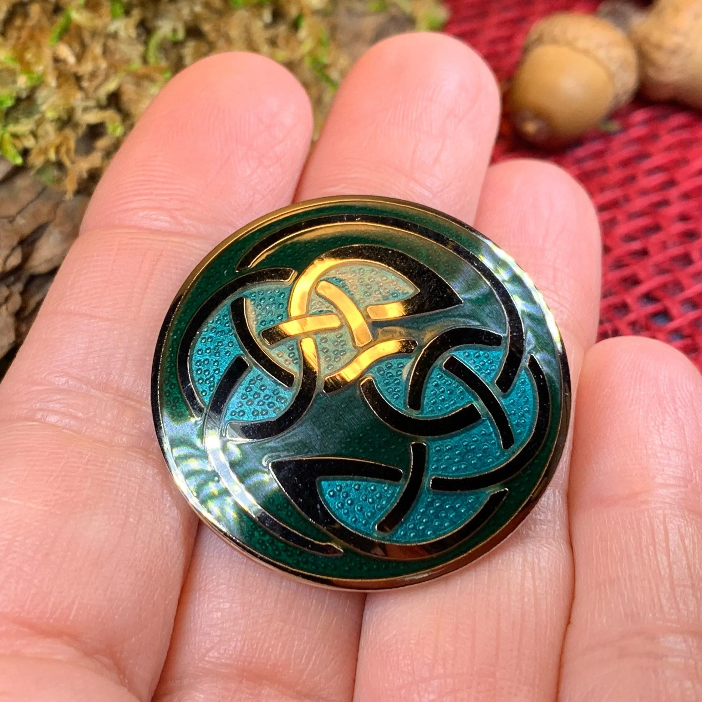 Celtic Winds Celtic Knot Brooch