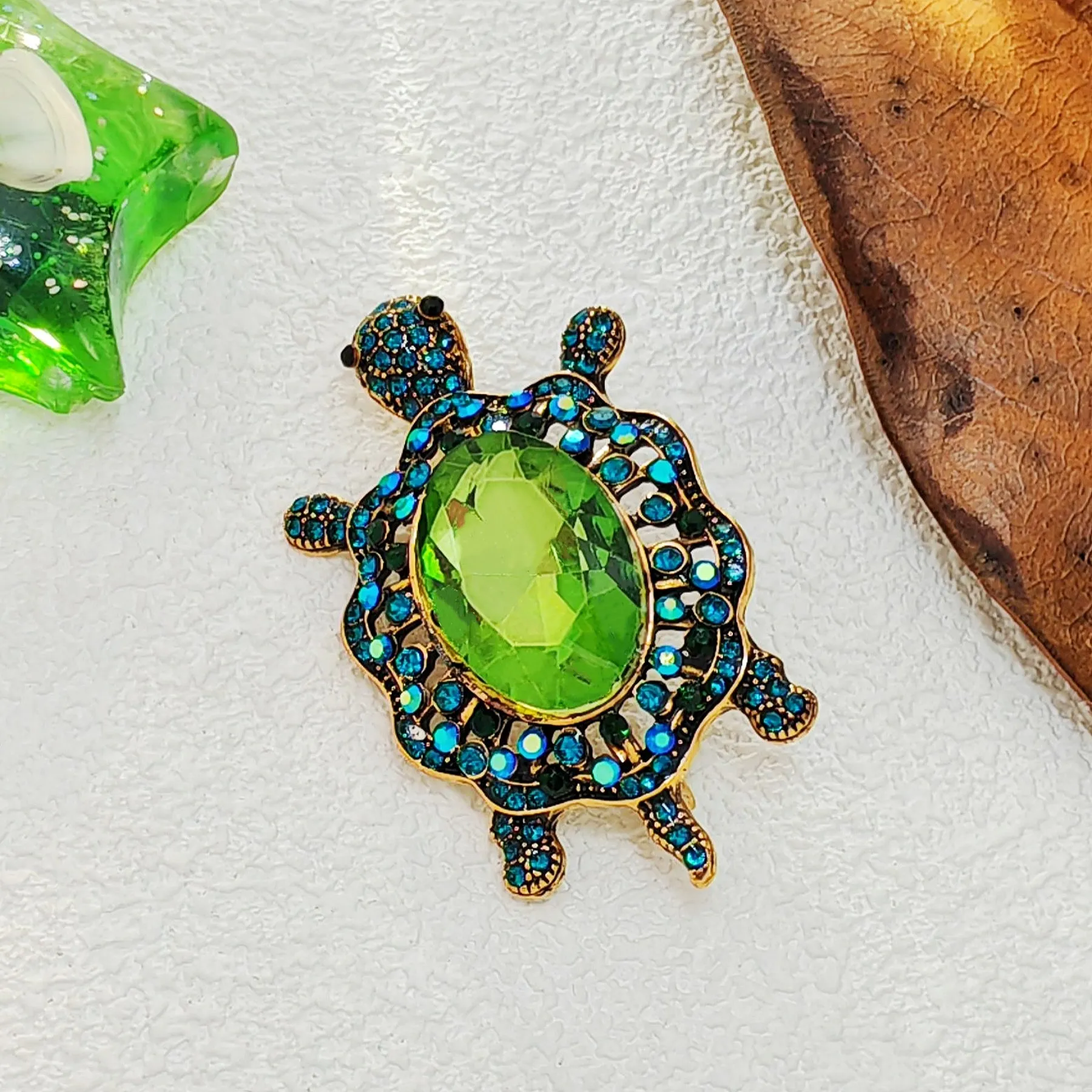 Cute Green Rhinestone Sea Turtle Brooch Pin Beach Jewelry