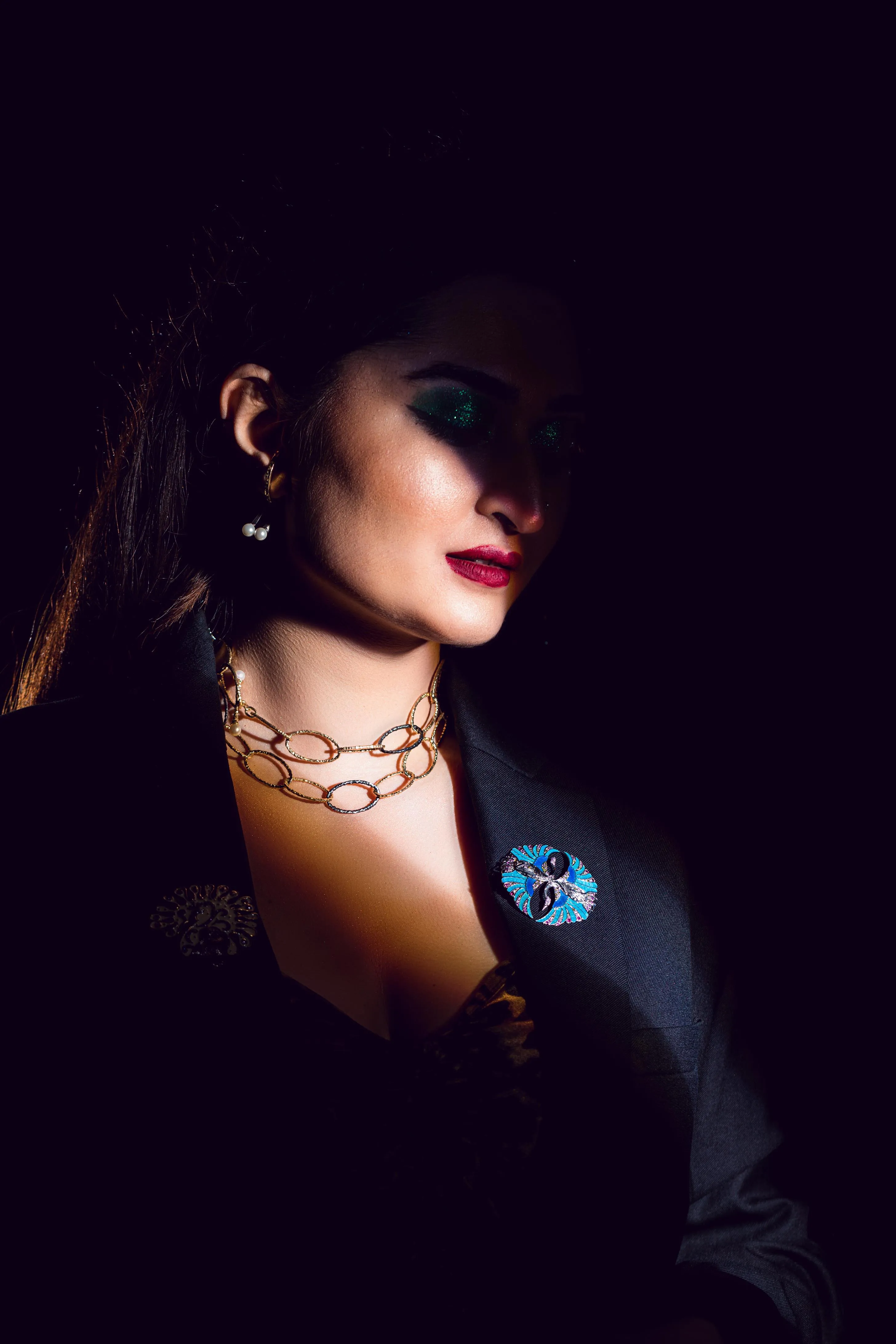 Demi Fine Jewelry-Two-Tone Plated-Brooch-Yin Yan Bird Silver-O01/21-Fashion Edit Unbent