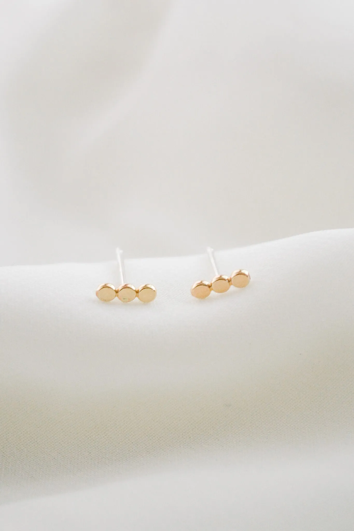 Dotted Bar Studs