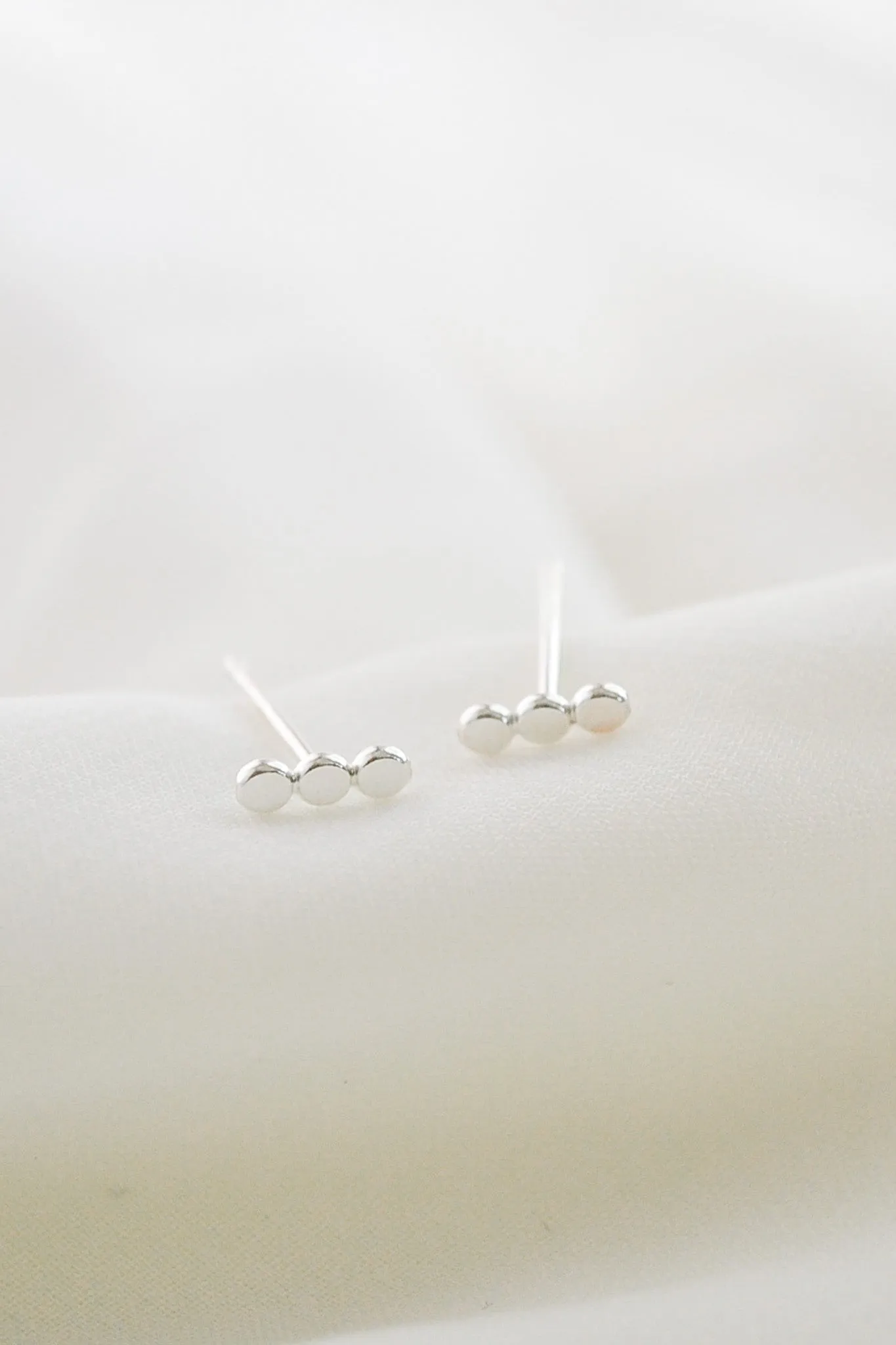 Dotted Bar Studs
