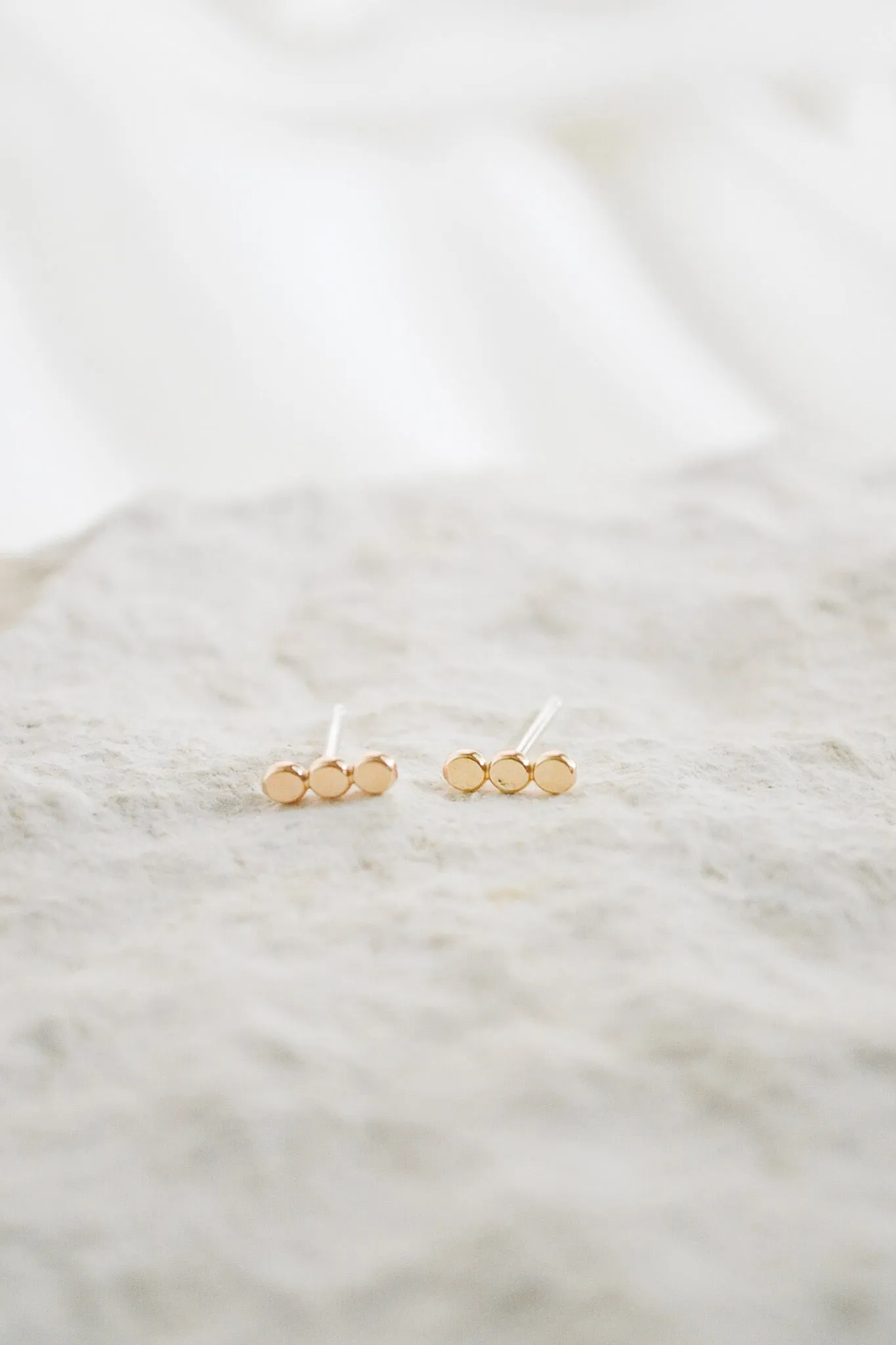 Dotted Bar Studs