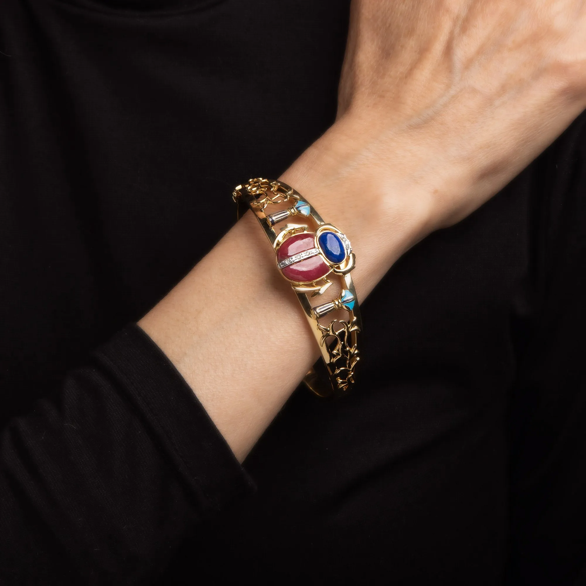 Egyptian Scarab Bracelet Vintage 18k Yellow Gold Bangle Diamond Lapis Lotus