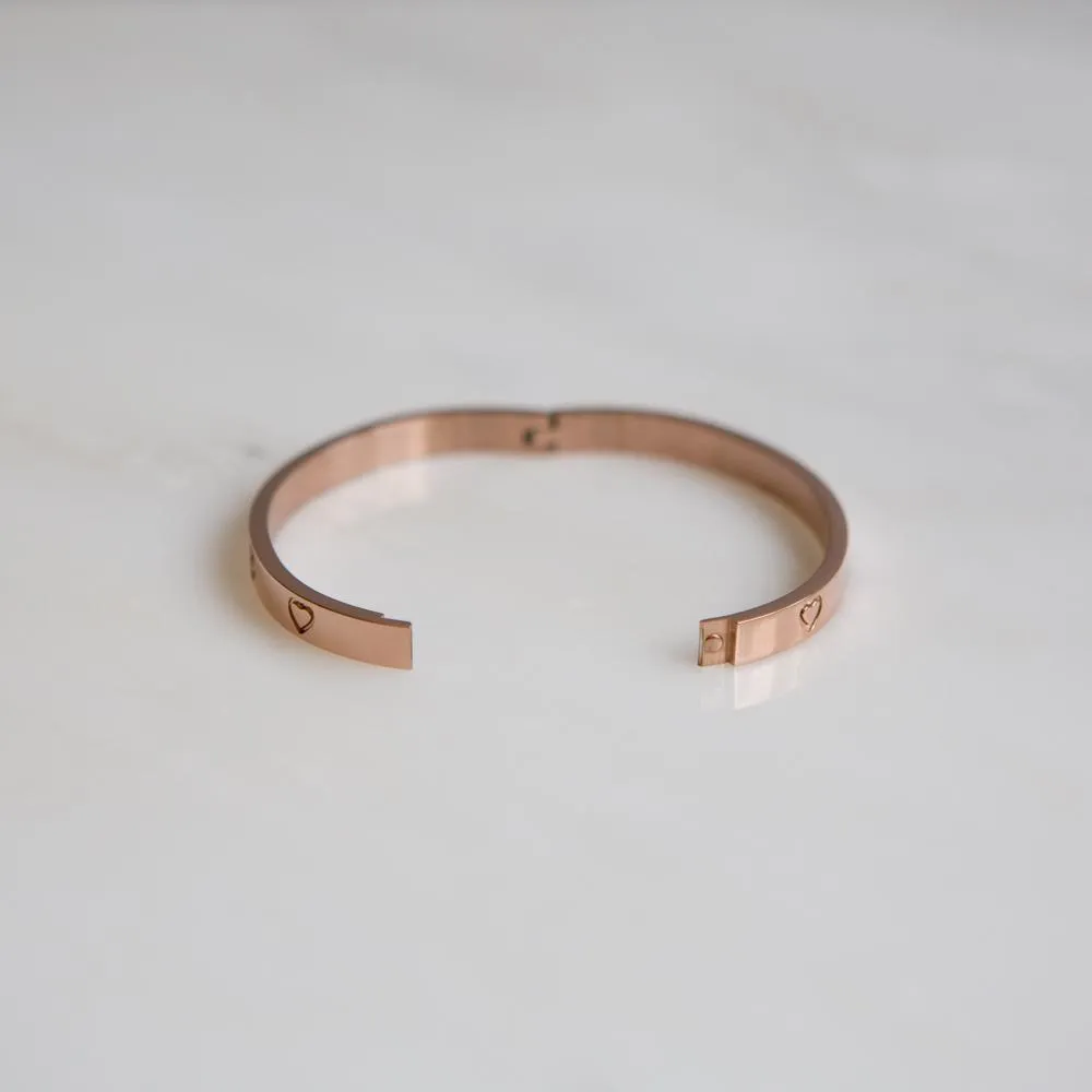 Heart CZ Bangle Bracelet (Rose Gold)