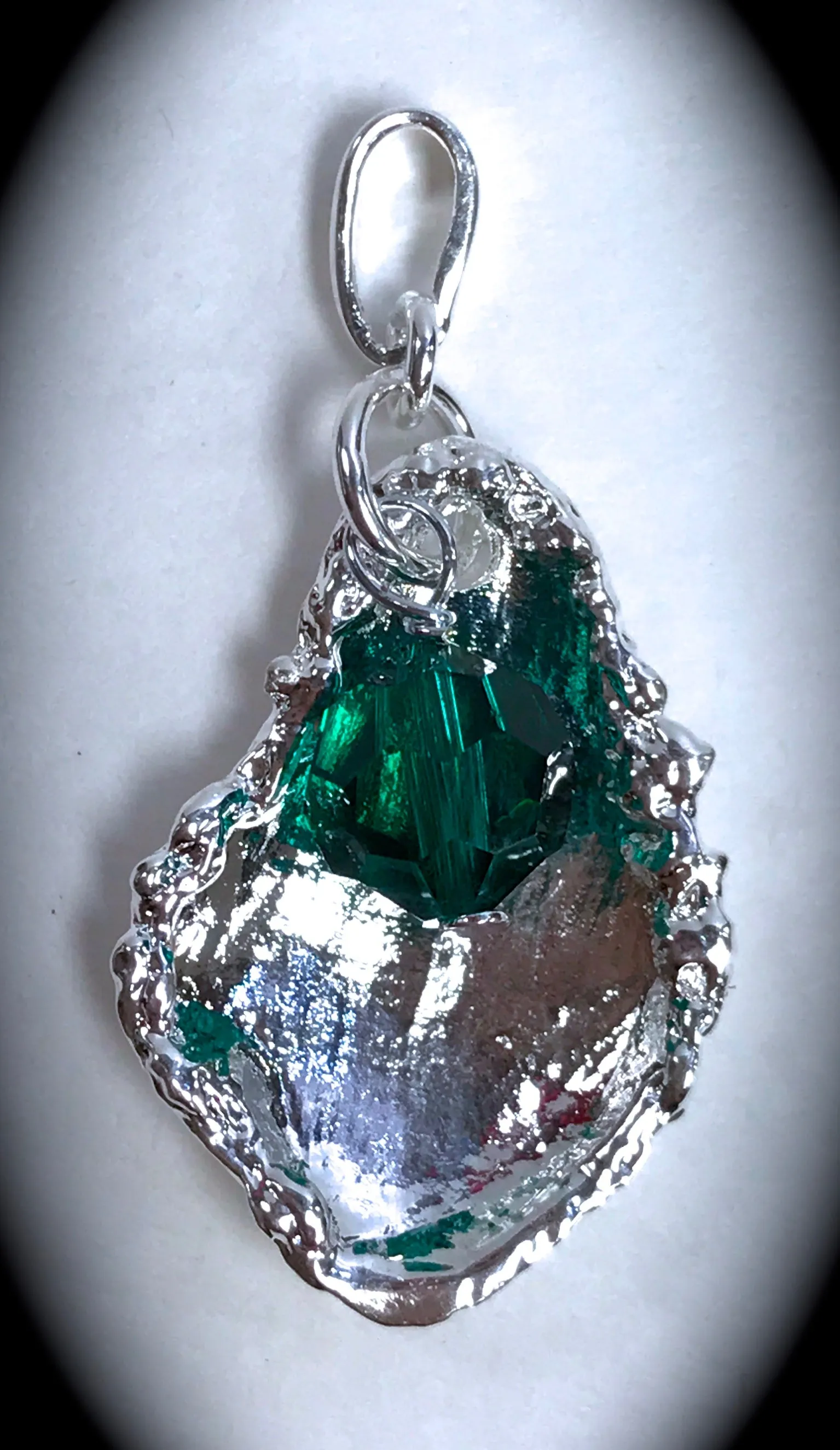 Jewelry - Birthstone Oyster Pendant