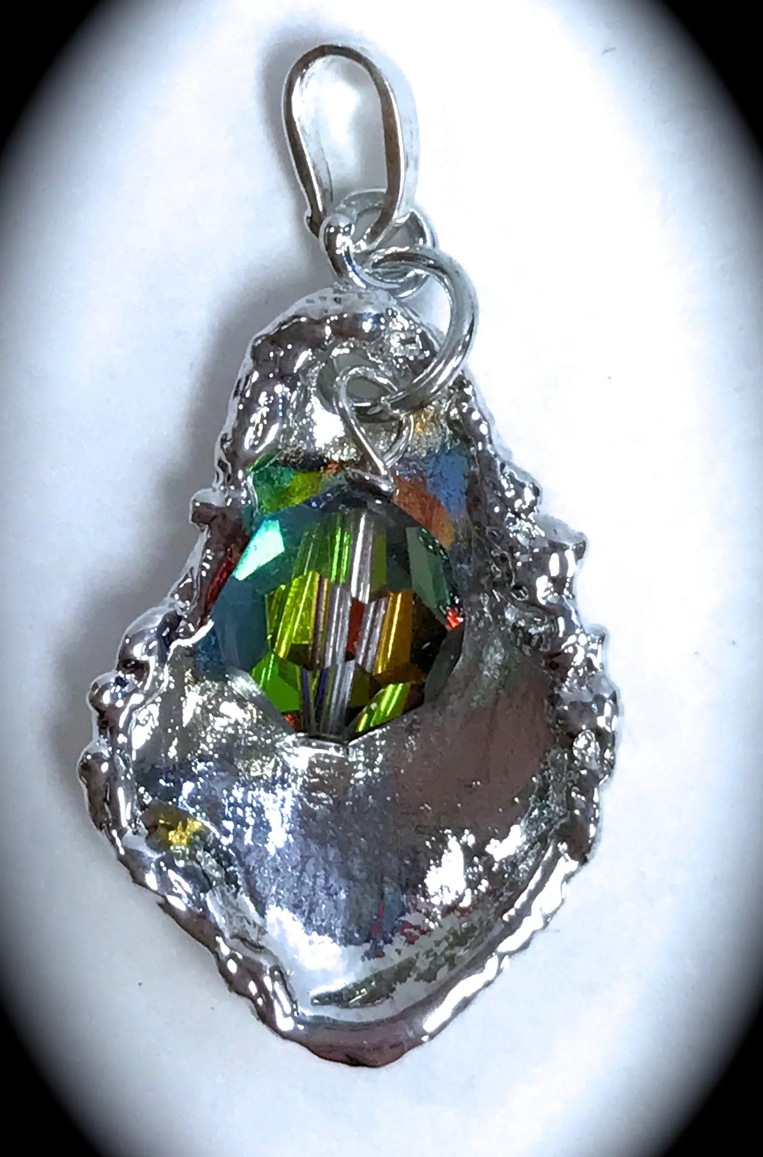 Jewelry - Birthstone Oyster Pendant
