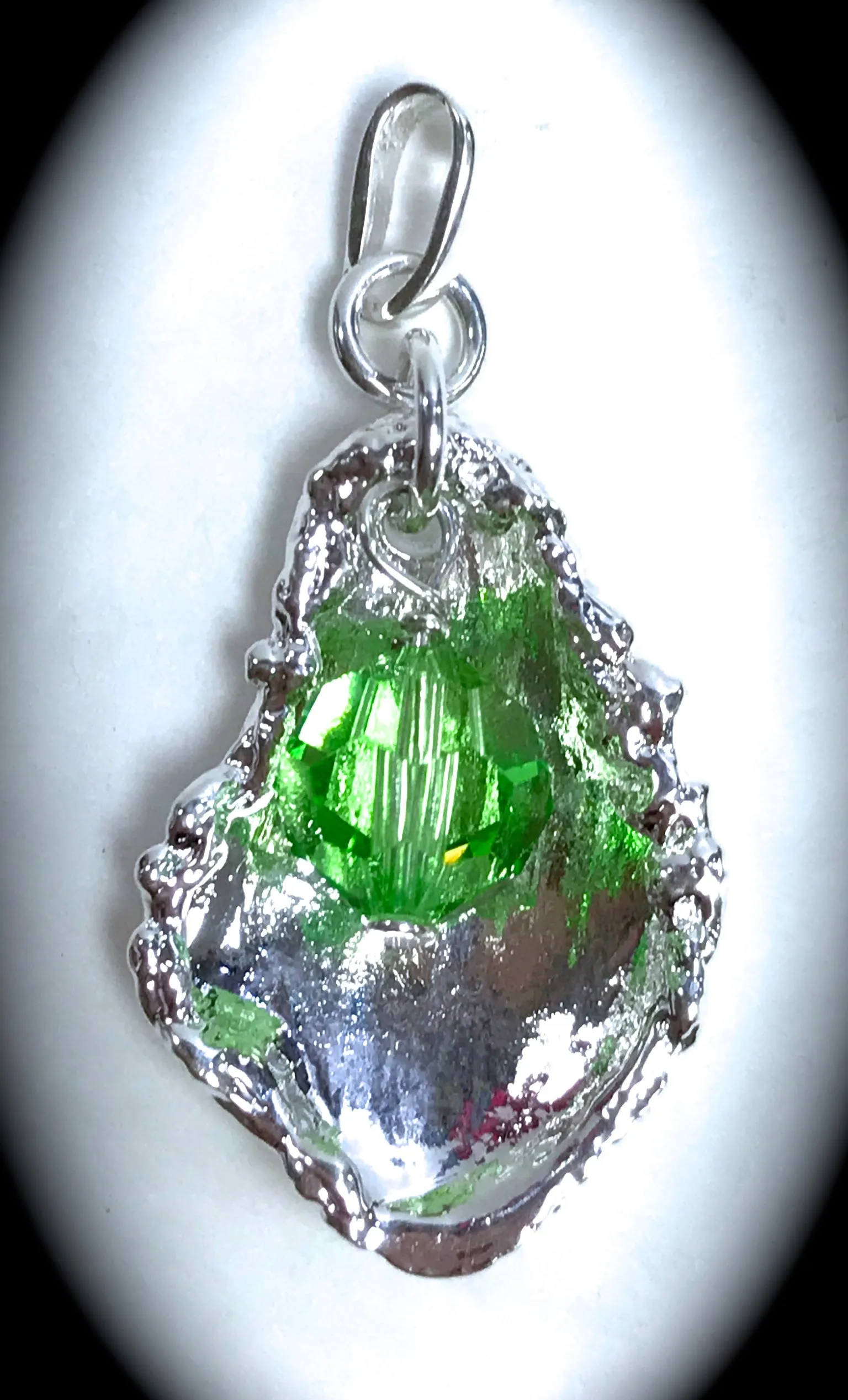 Jewelry - Birthstone Oyster Pendant