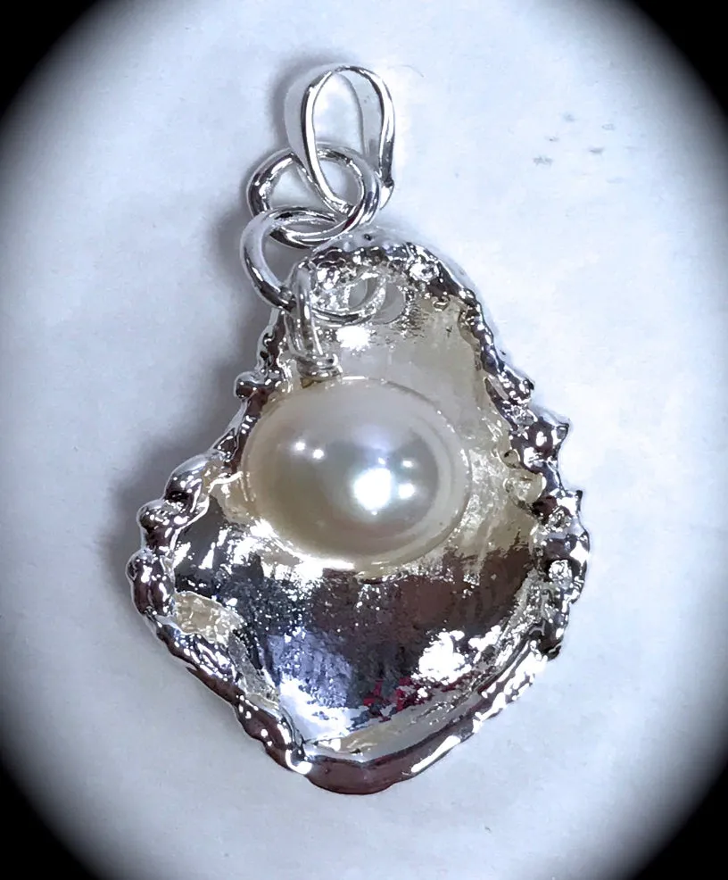 Jewelry - Birthstone Oyster Pendant