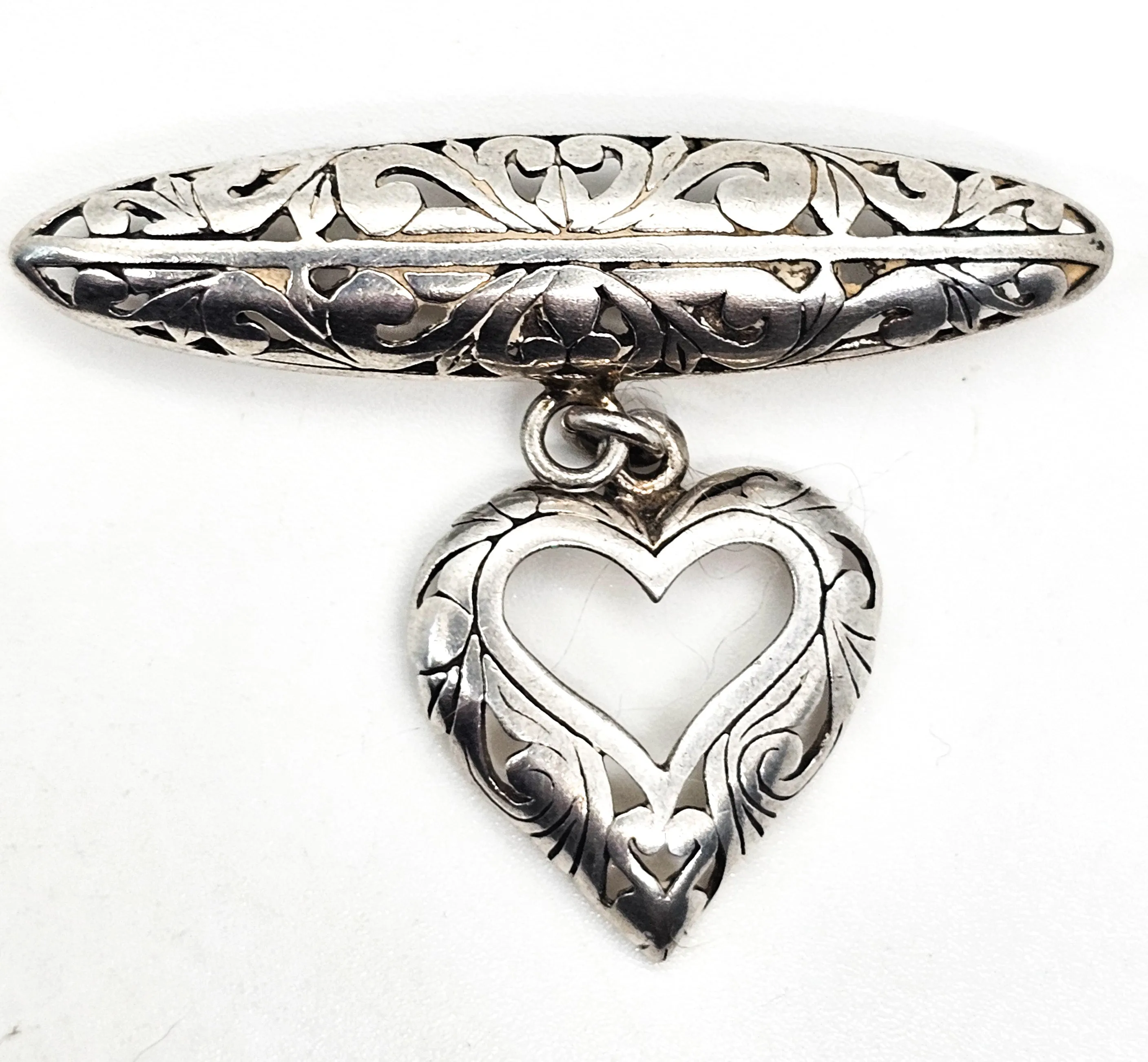 Jezlaine open work filigree heart drop medal style vintage sterling silver brooch