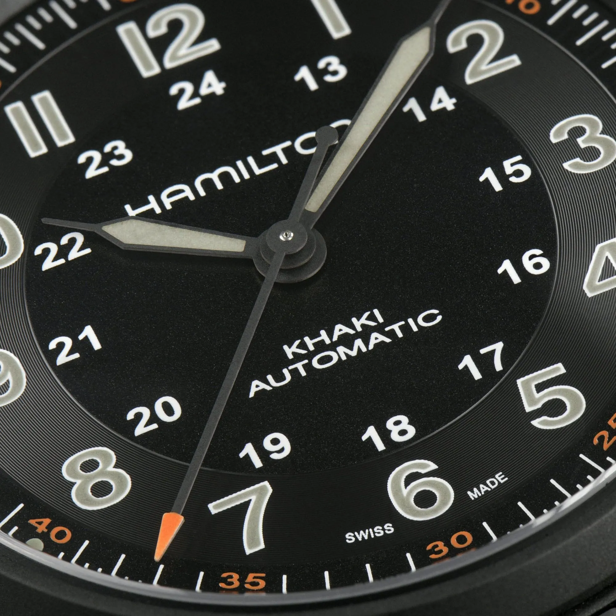 Khaki Field Titanium Auto H70665130