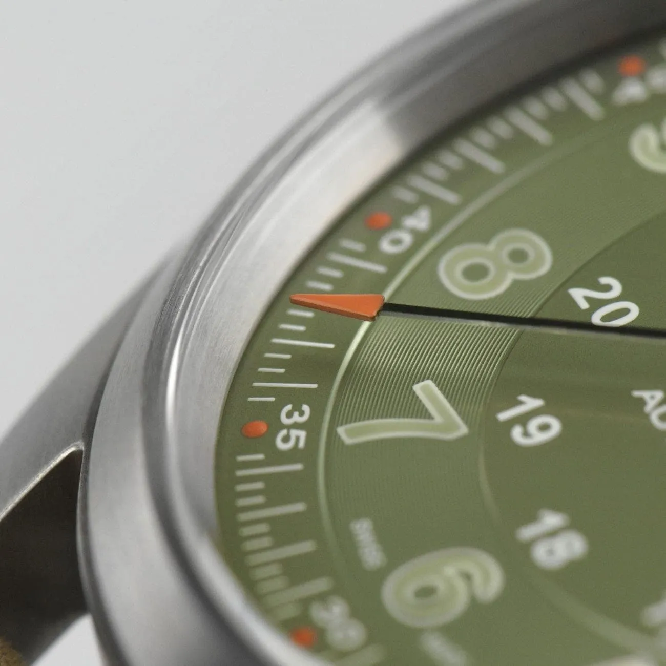 Khaki Field Titanium Auto