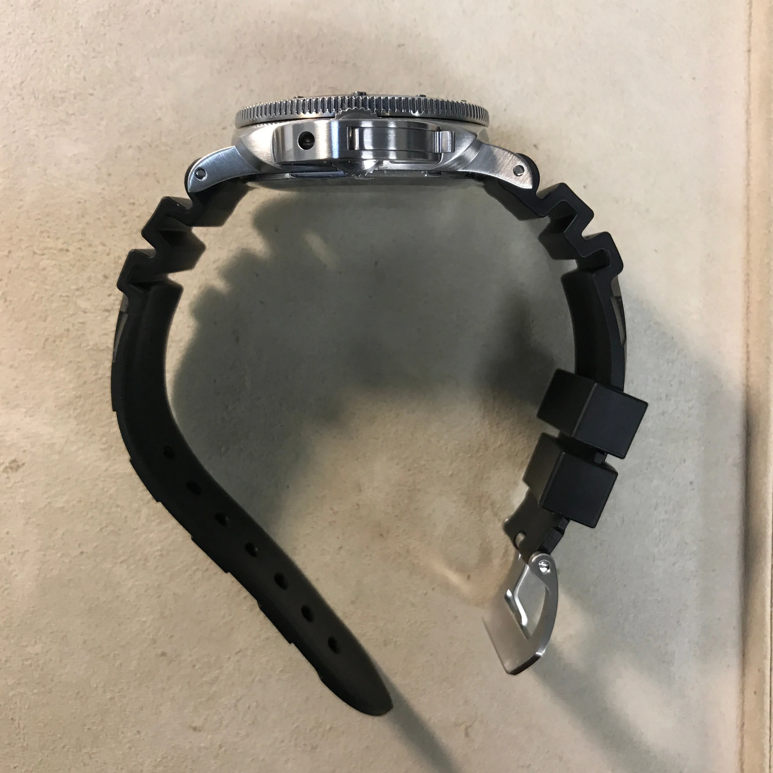 Luminor Submersible Automatic (PAM00683)