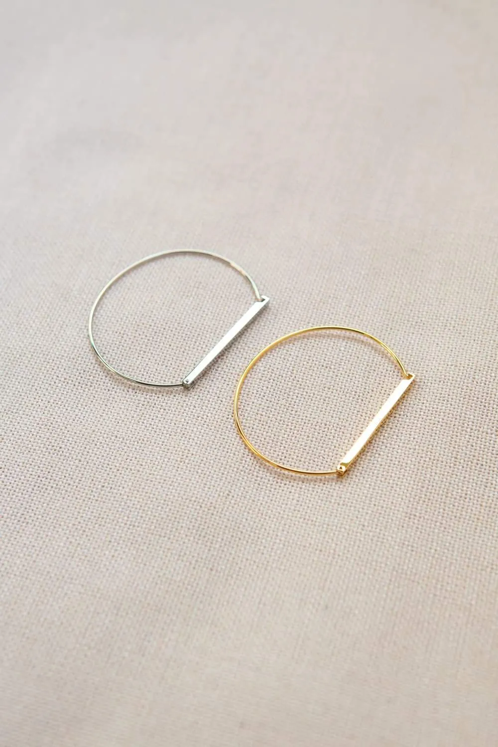 Minimalist Dainty Silver Bar Bracelet