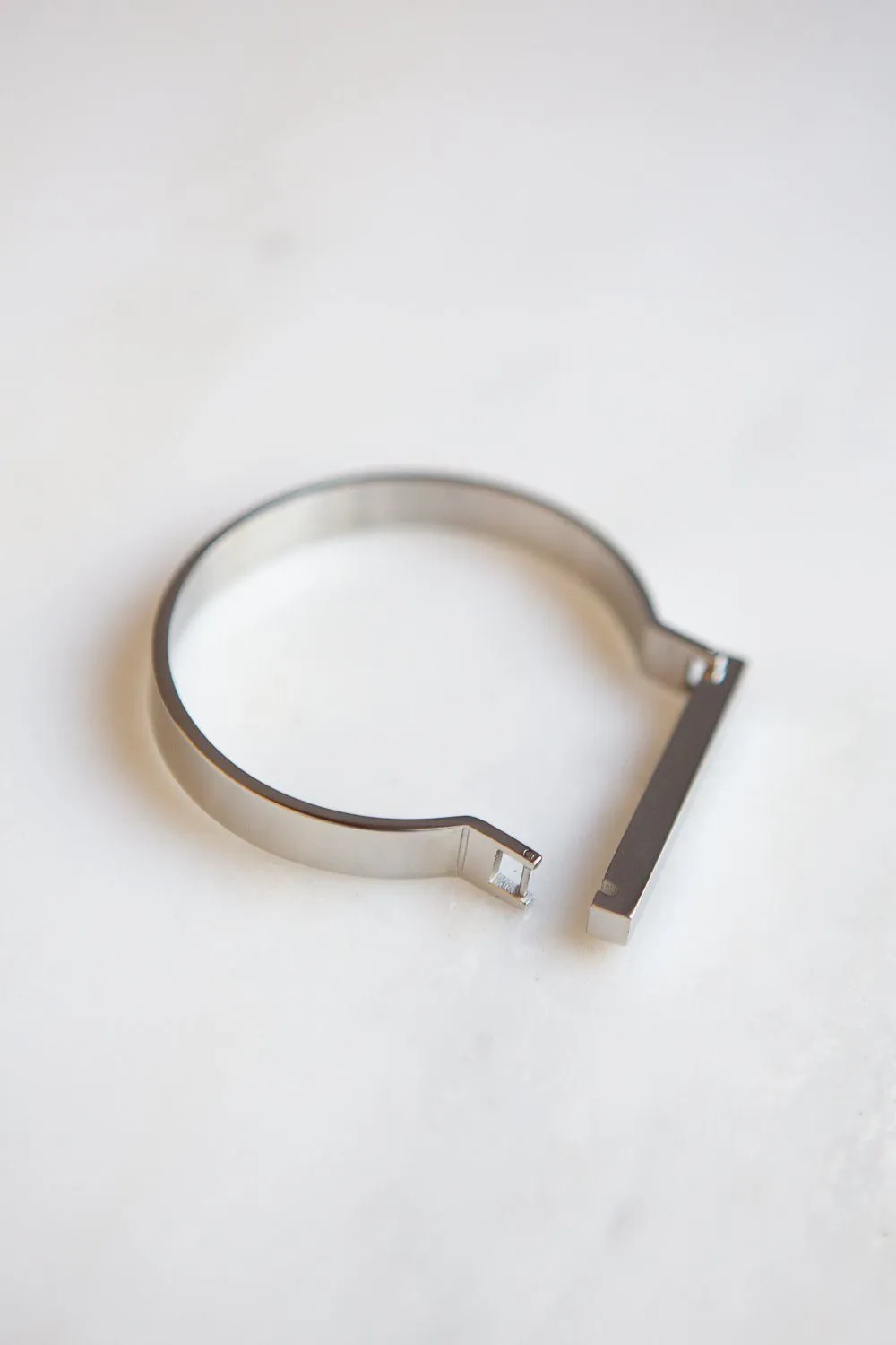 Minimalist Silver Horseshoe Bar Bracelet