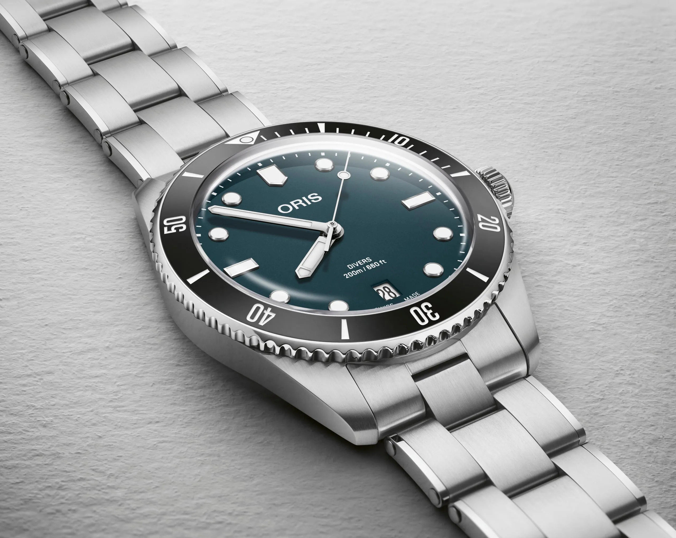 Oris Divers Date Blue Dial Watch 01 733 7795 4055-Set
