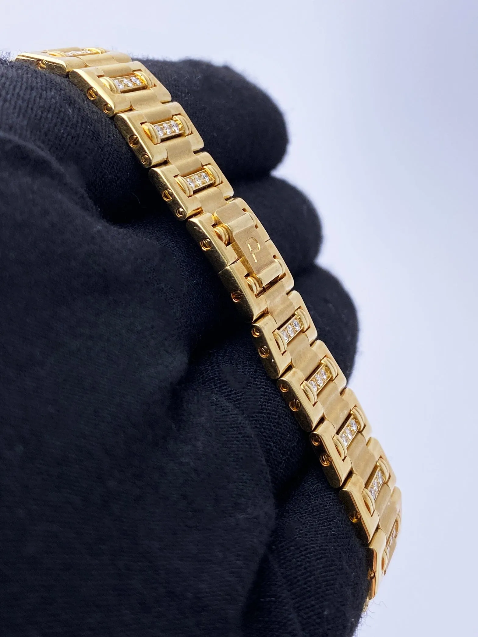 Piaget Dancer 15327K818 Diamond Yellow Gold Ladies Watch