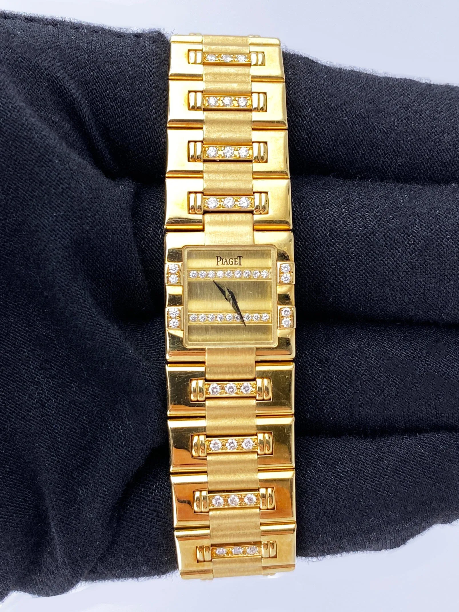 Piaget Dancer 15327K818 Diamond Yellow Gold Ladies Watch