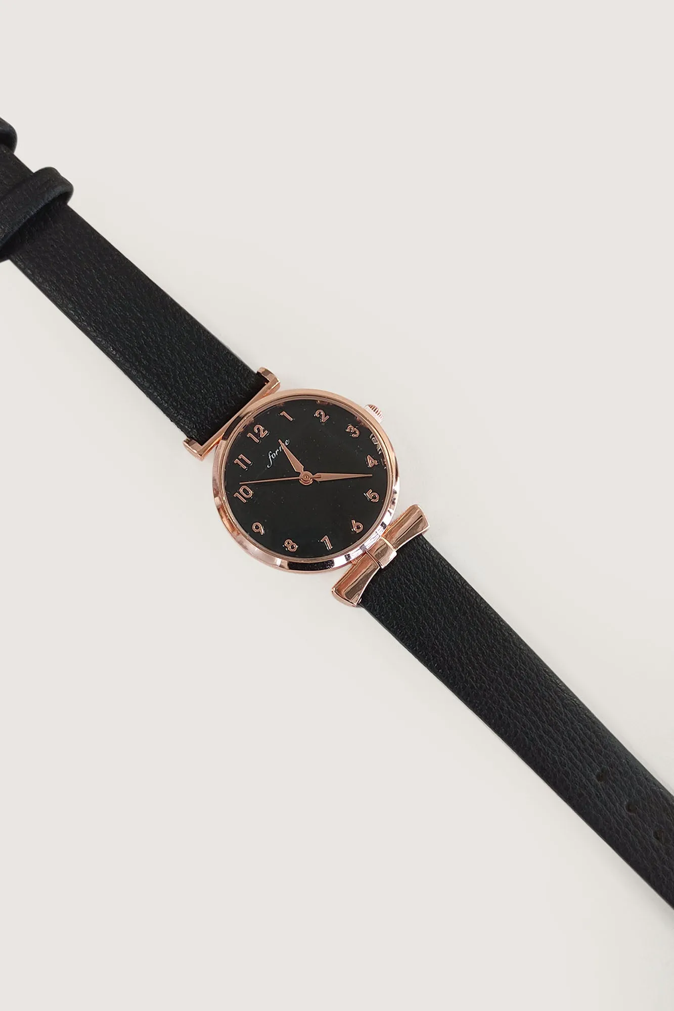 PU Strap Round Watch