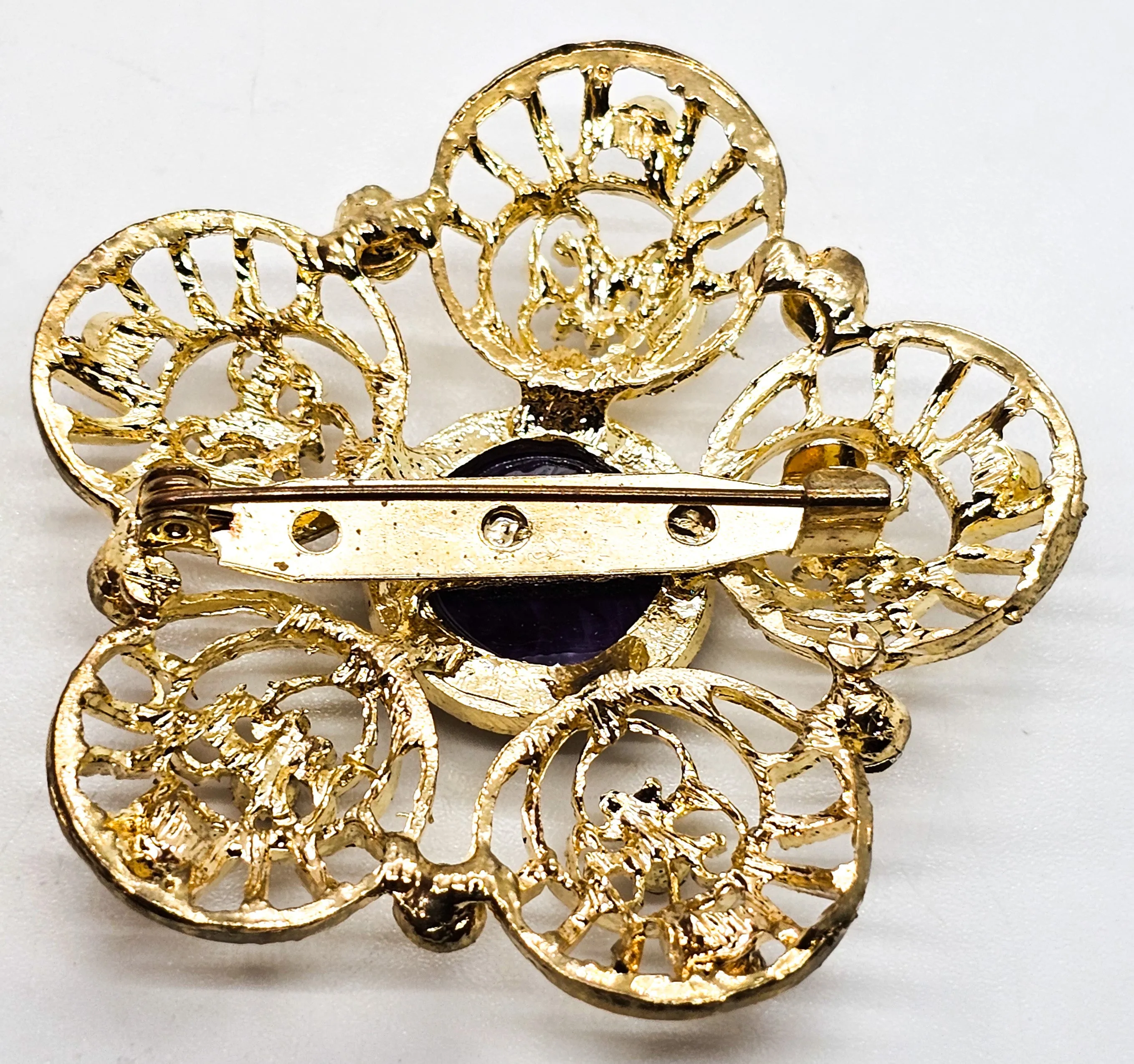 Purple and Gold vintage open work filigree flower floral brooch