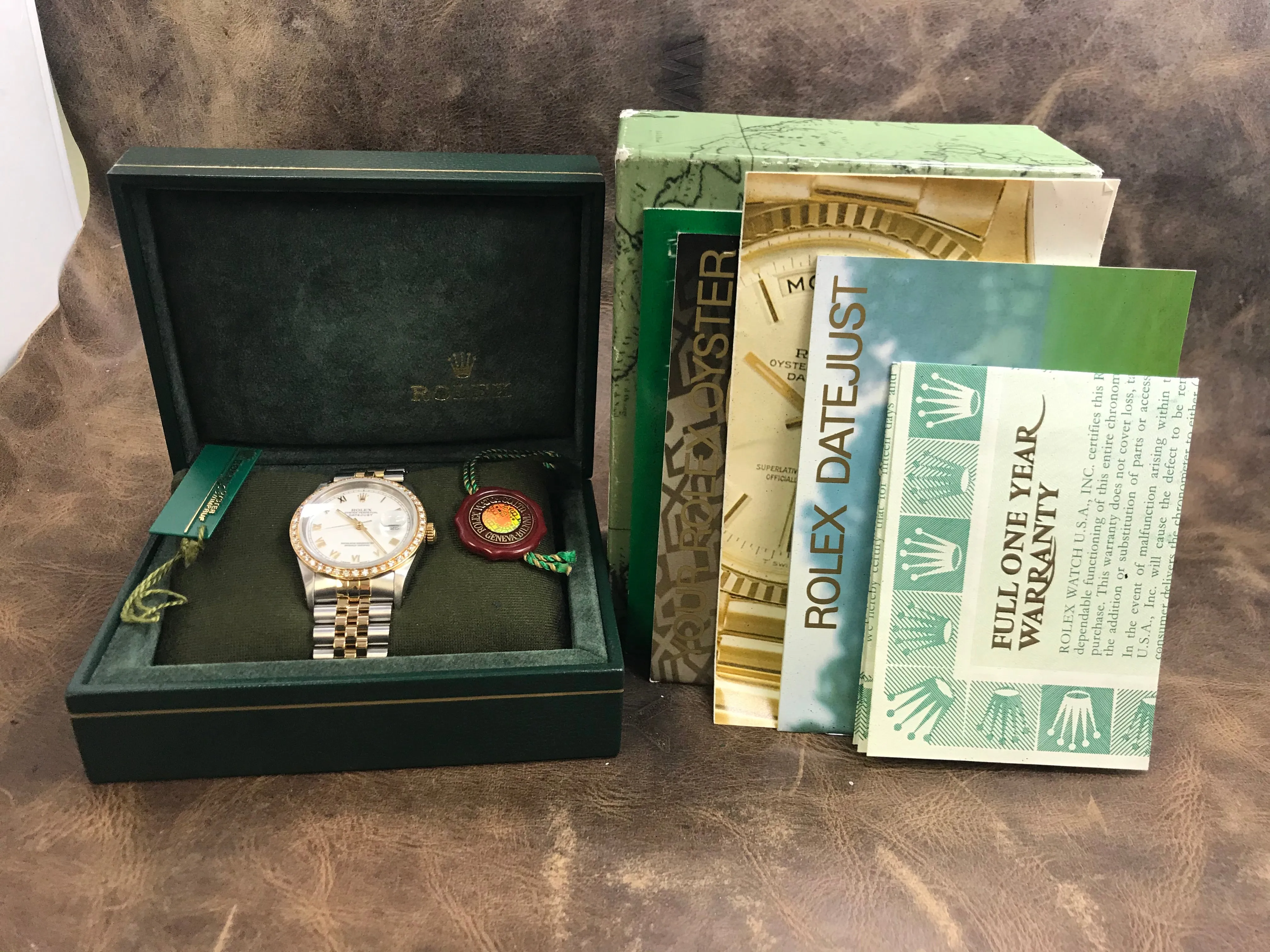 Rolex Datejust 36mm 16233 White Dial Automatic Watch