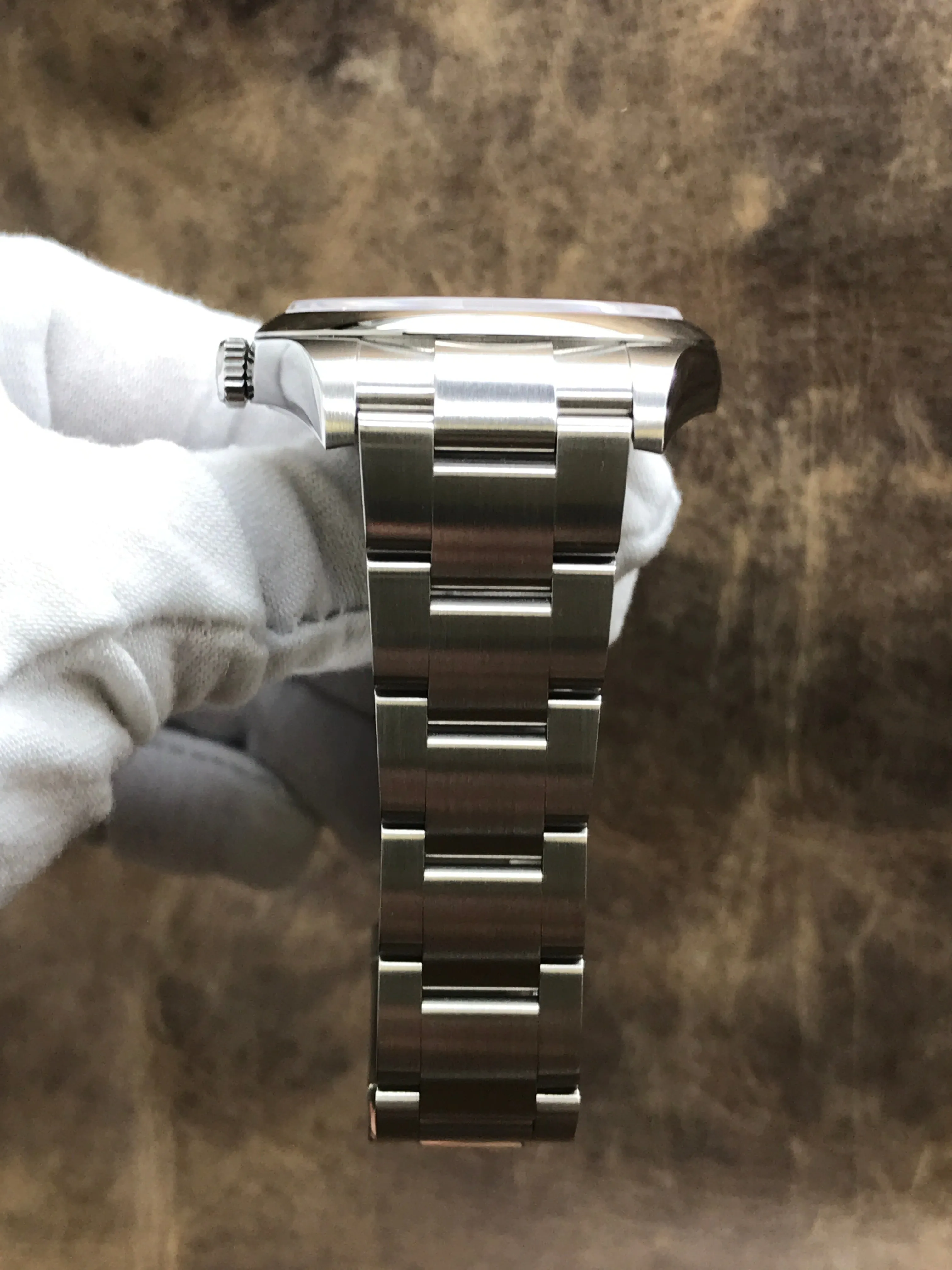 Rolex Oyster Perpetual 39mm 114300 Red Grape Dial Automatic Watch