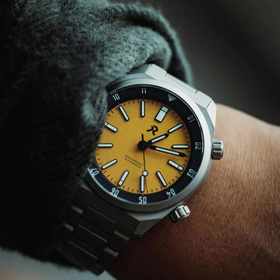 RZE Resolute Super&nbsp;Compressor - Medallion&nbsp;Yellow (Titanium) LE